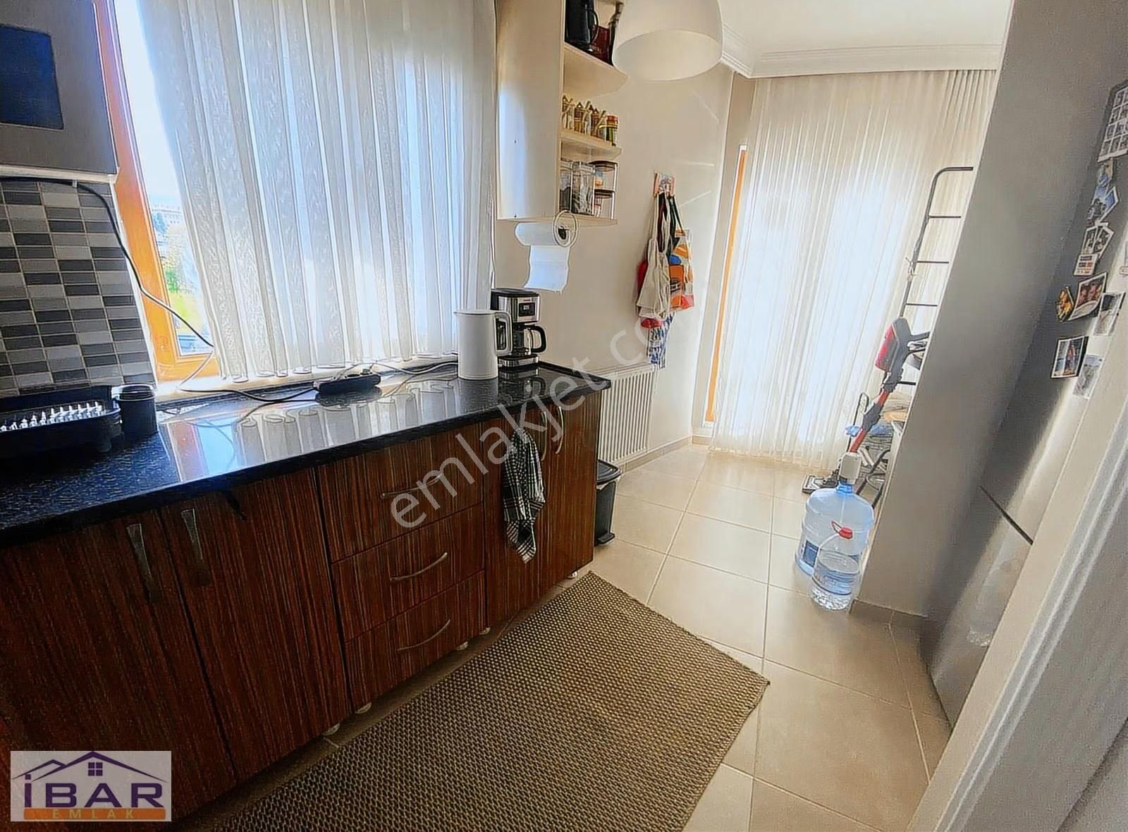 Küçükyalı Metroya Yakın 2010 Yapımı 2+1 Teraslı Dublex - Görsel 2