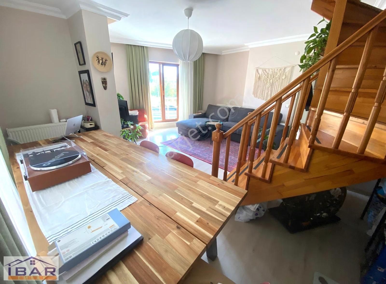 Küçükyalı Metroya Yakın 2010 Yapımı 2+1 Teraslı Dublex - Görsel 16