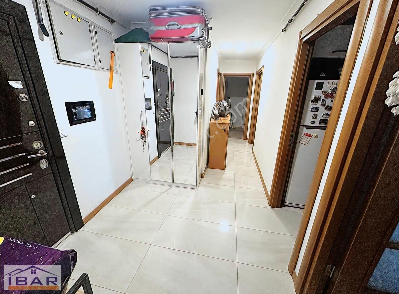 İdealtepe Cadde'de Harika Konumda 3+1 - Görsel 2