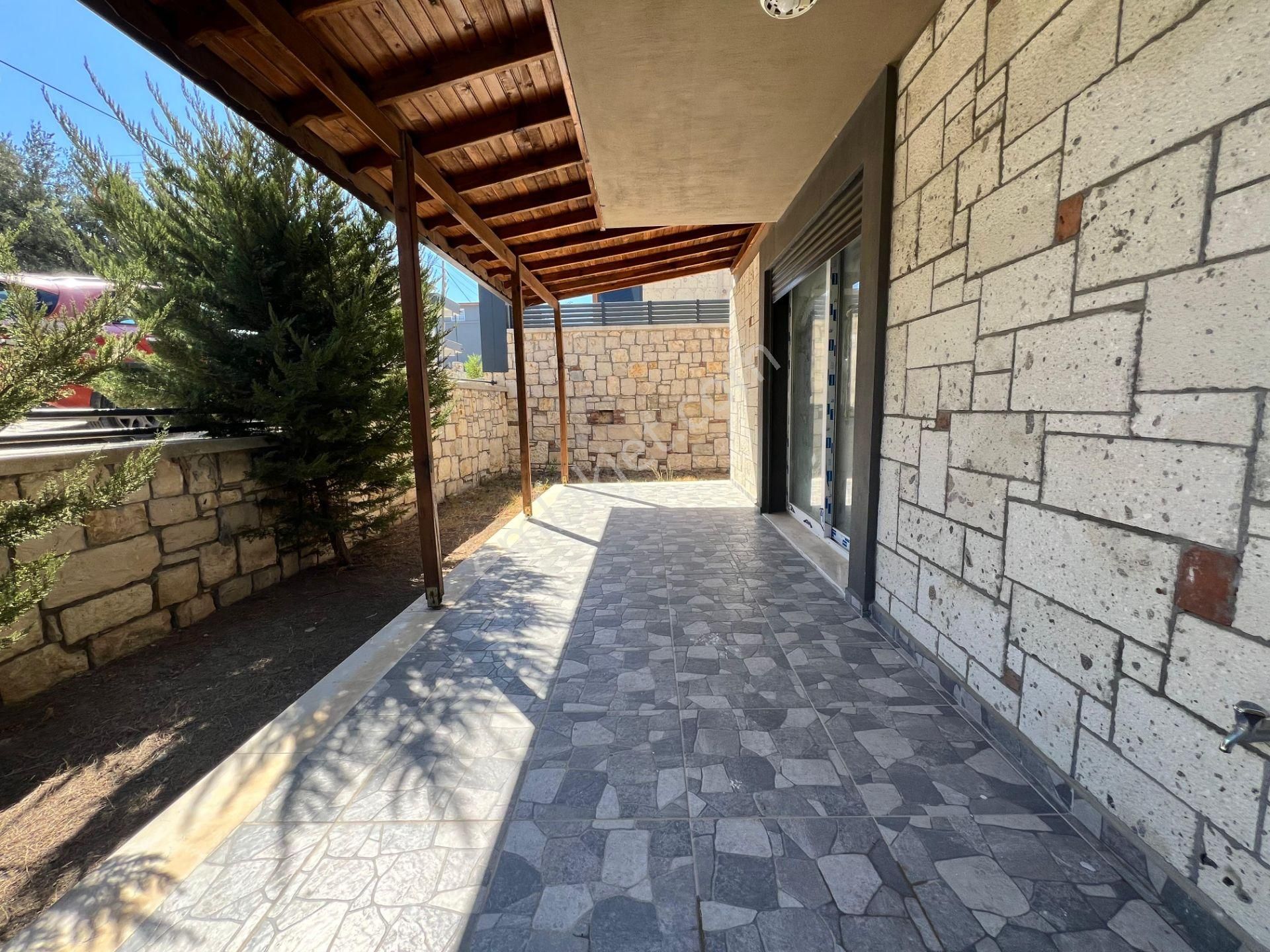 Seferihisar Akarca – Elmastaş Mevkiinde Tam Müstakil 4+1 Deniz Manzaralı Villa - Görsel 17