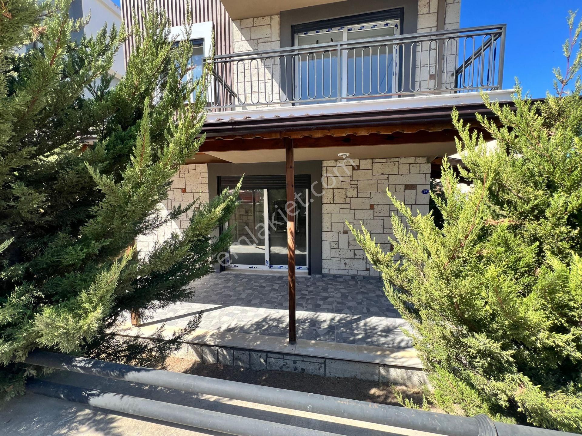 Seferihisar Akarca – Elmastaş Mevkiinde Tam Müstakil 4+1 Deniz Manzaralı Villa - Görsel 20