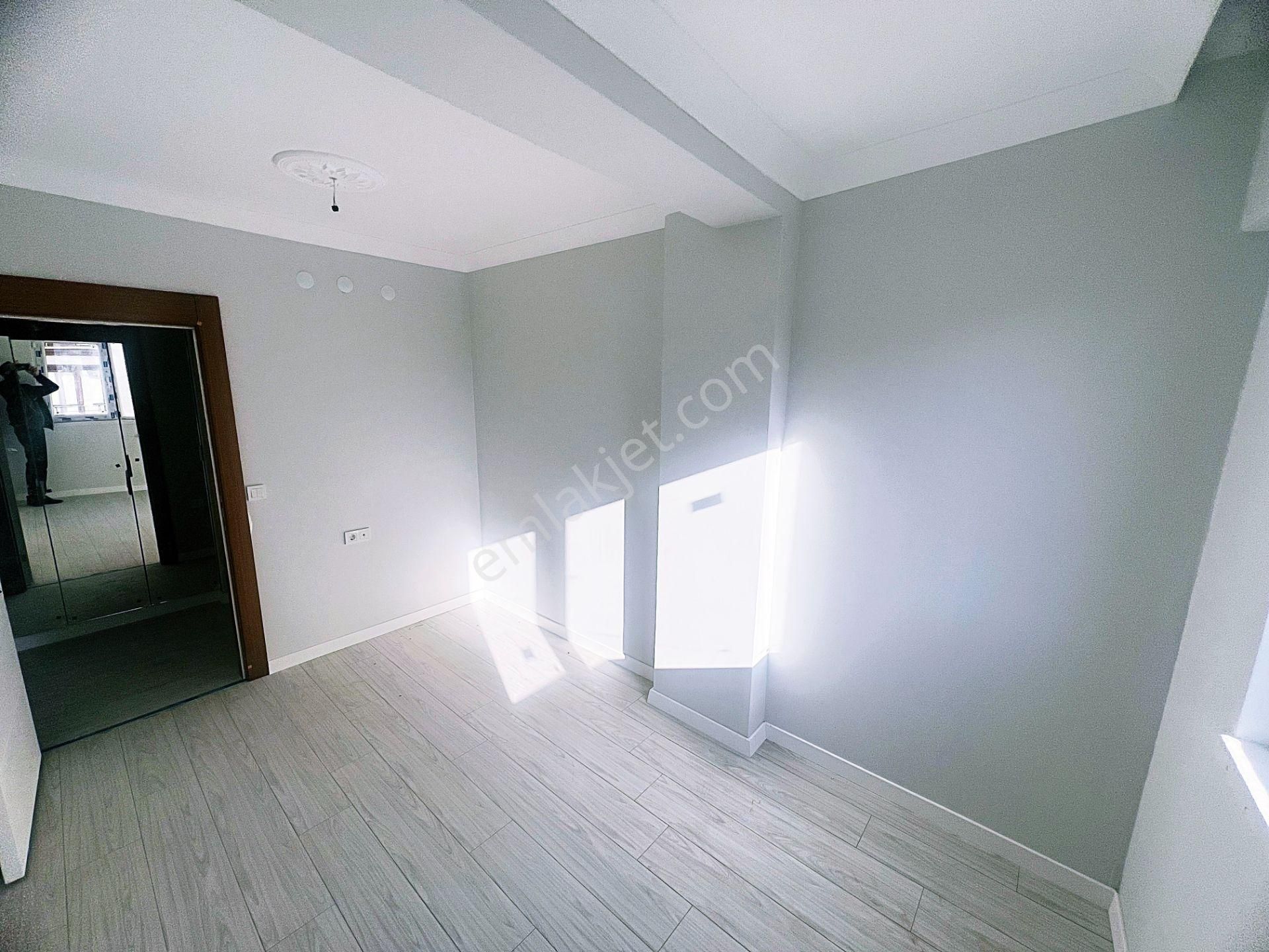 Cihandan Karşıyaka Şehit Hakan Parlak Cad Yakını 2+1 Sıfır Daire - Görsel 12