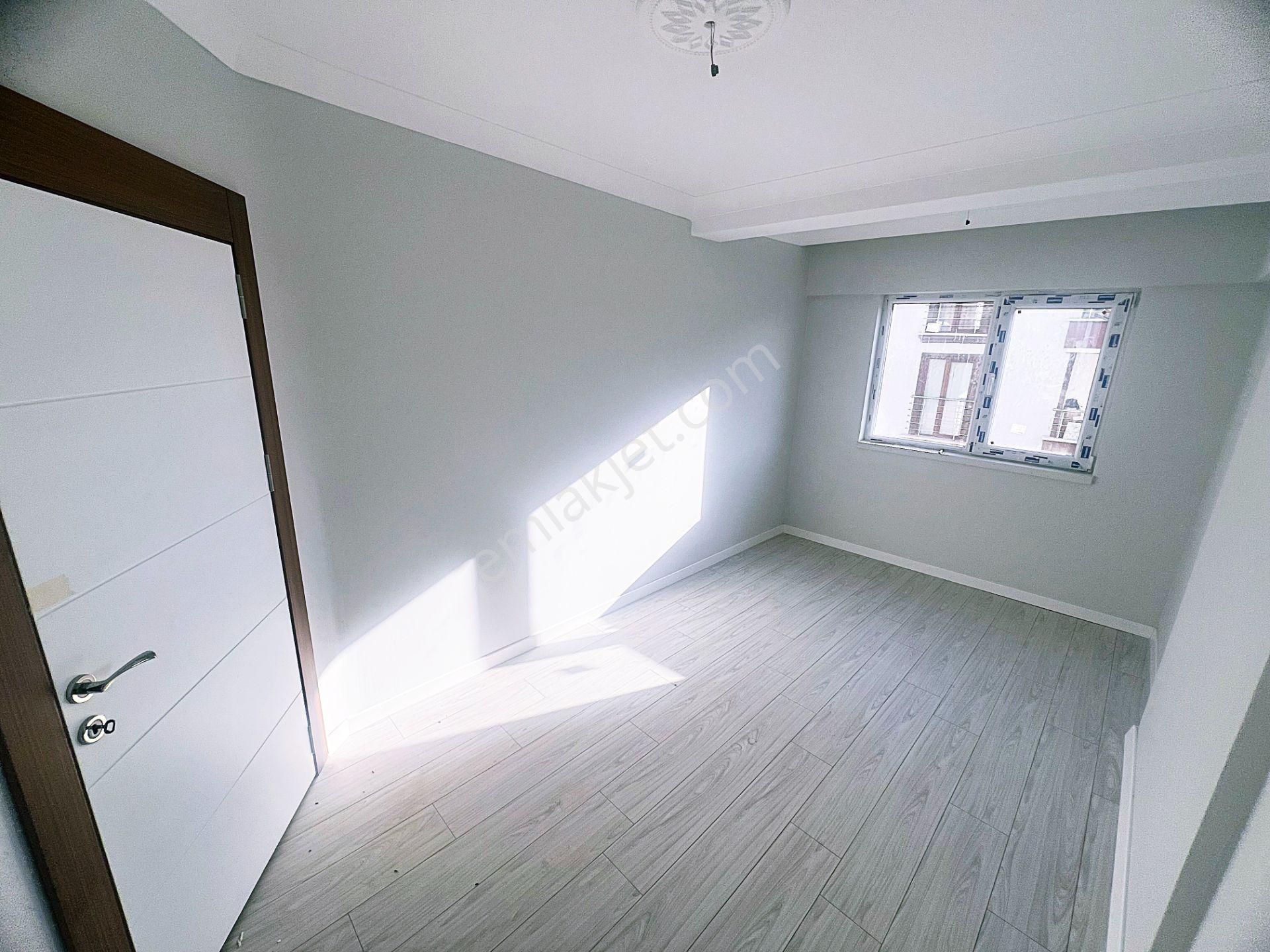 Cihandan Karşıyaka Şehit Hakan Parlak Cad Yakını 2+1 Sıfır Daire - Görsel 14