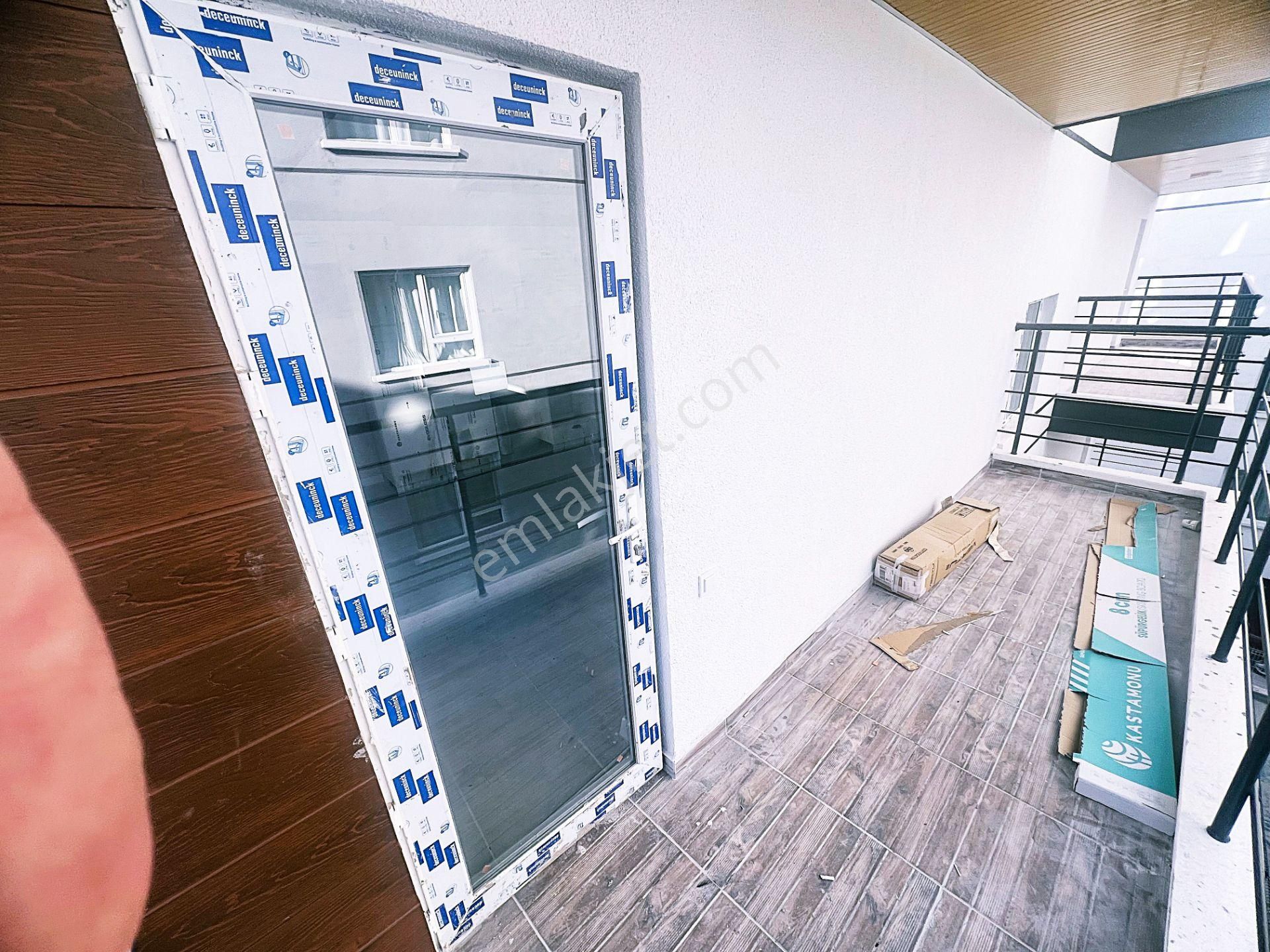 Cihandan Karşıyaka Şehit Hakan Parlak Cad Yakını 2+1 Sıfır Daire - Görsel 8