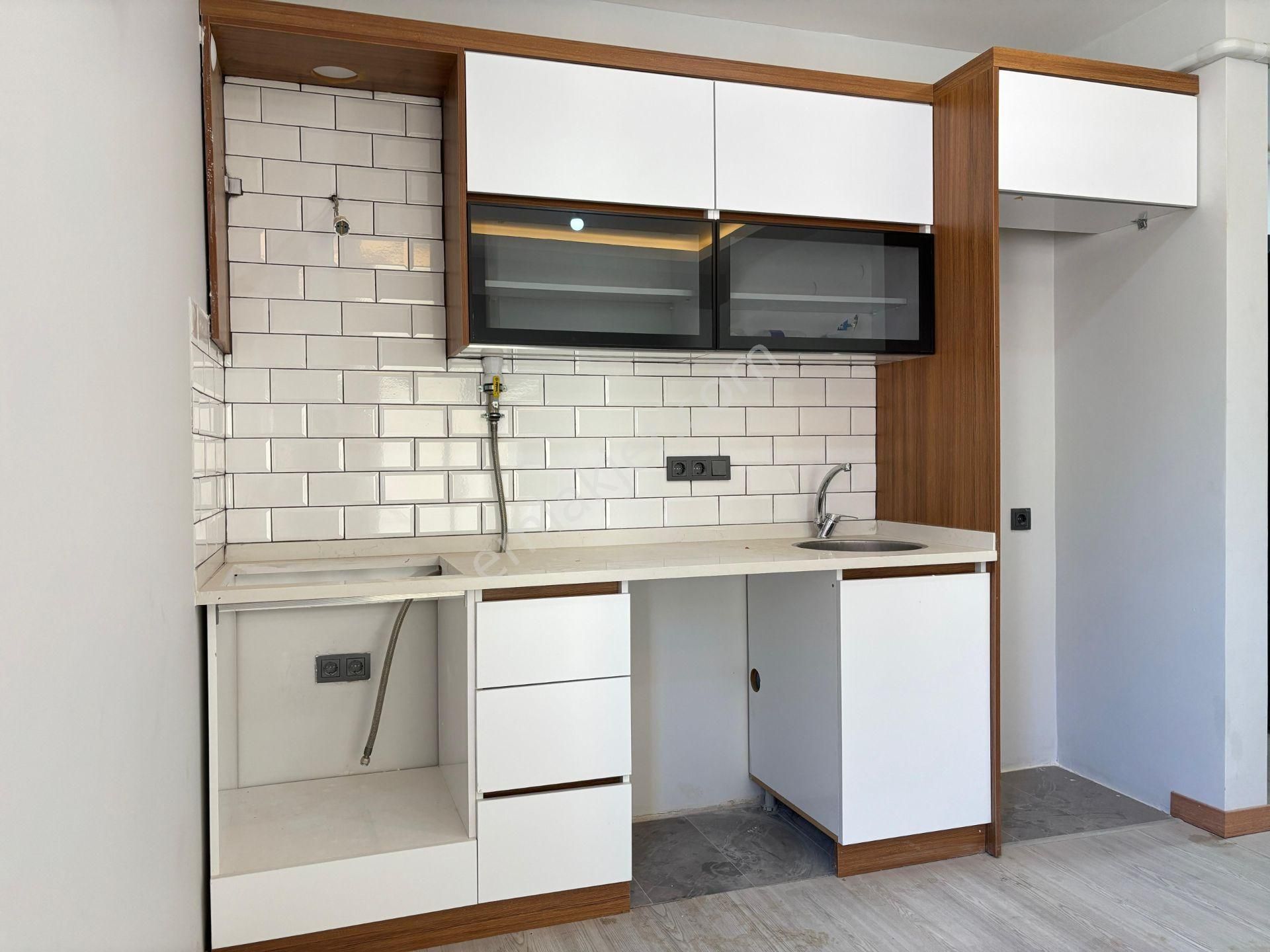 Seferihisar Gözsüzler’de Bahçe Kullanımlı Ve Ardiyeli Kiralık 2+1 Daire - Görsel 9
