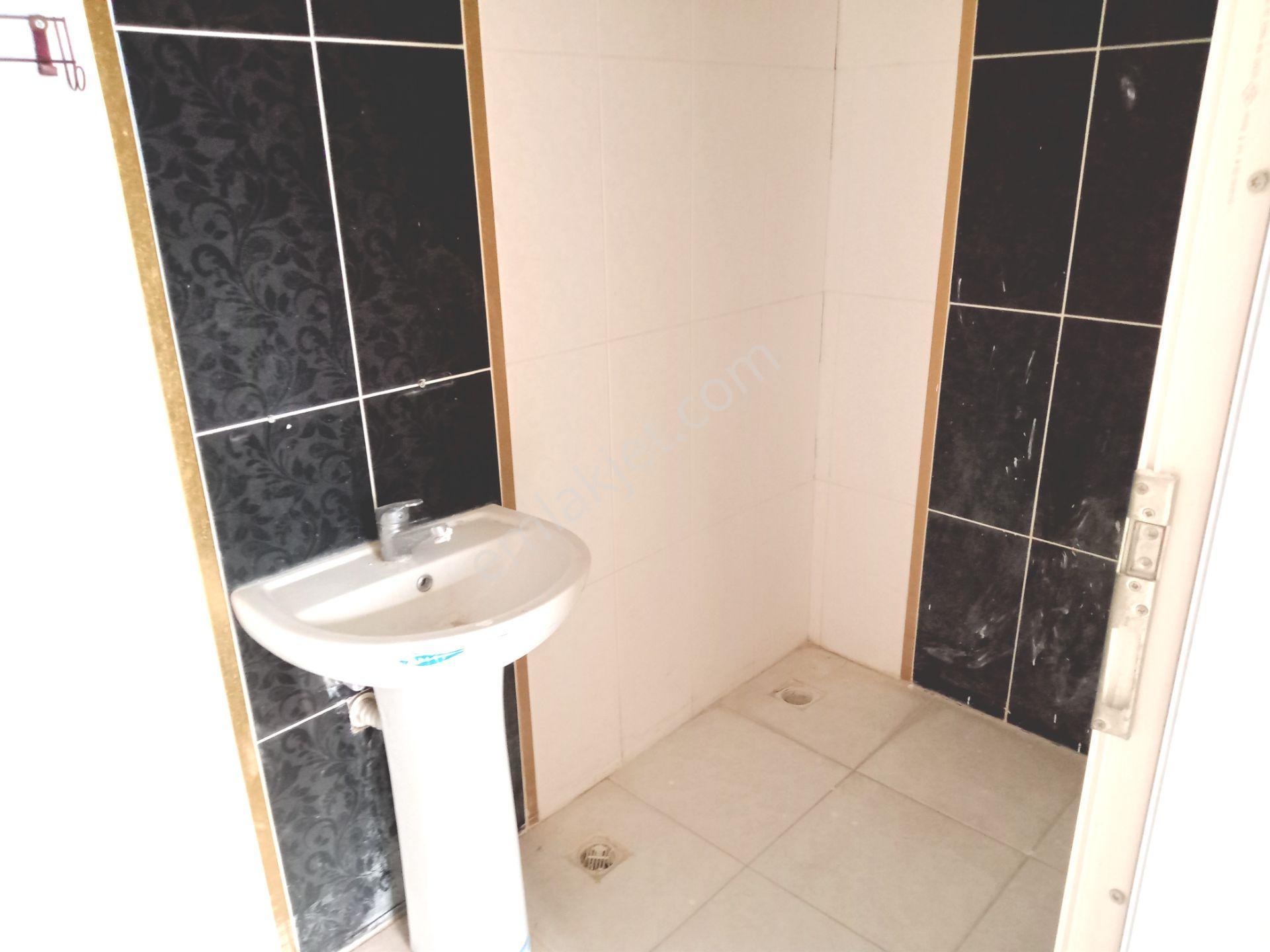 Karaağaç Konarlı Mahallesinde Gürsel Mevkisinde Kiracılı Ara Kat Temiz Satılık Daire - Görsel 9