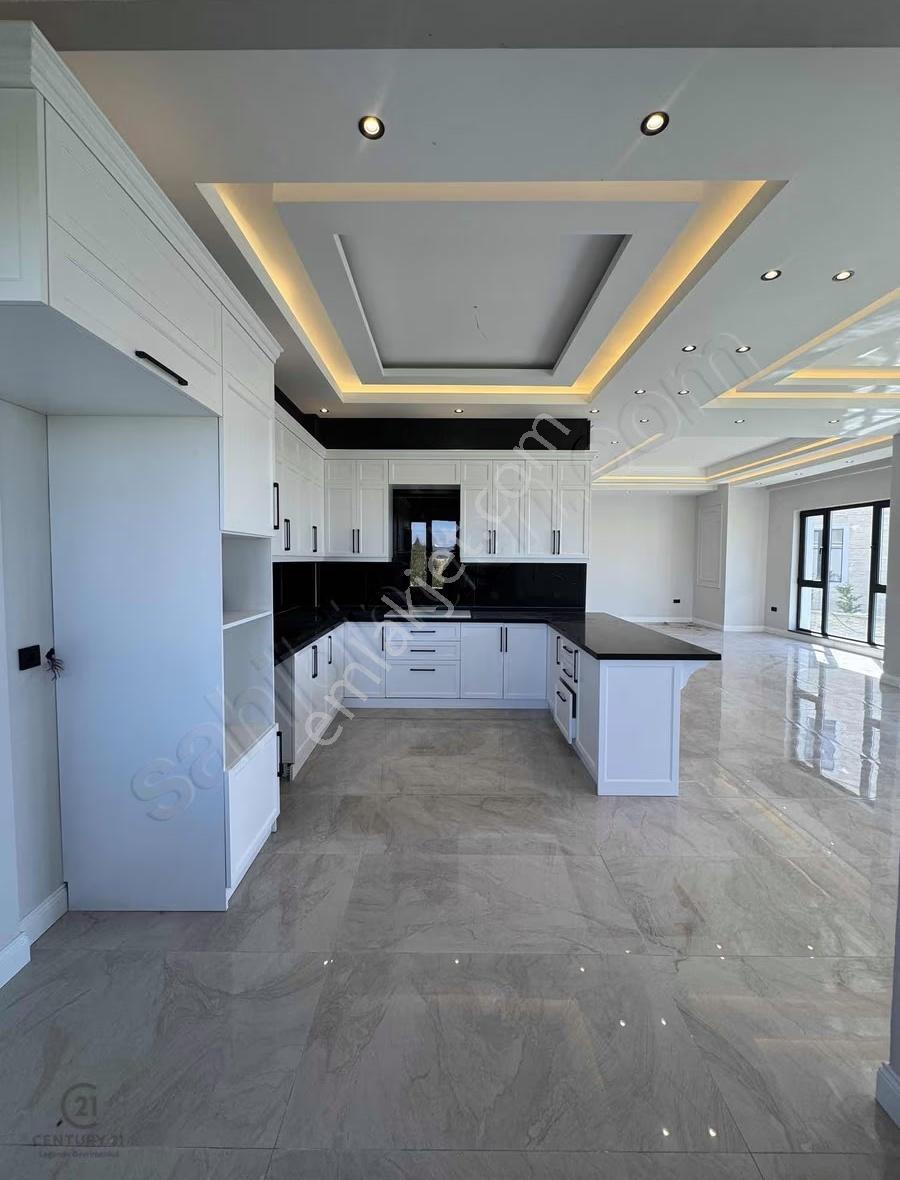 Gölbaşı Bahçelievlerde Göl Manzaralı Yan Yana 2 Lüks Villa - Görsel 24