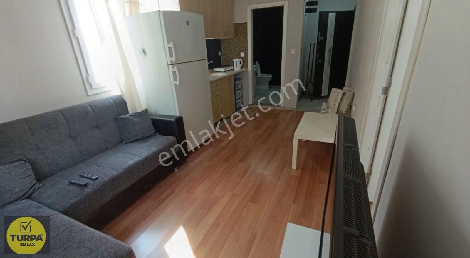 Menderes Cad. Yakını Ful Eşyalı 1+1 - Görsel 3