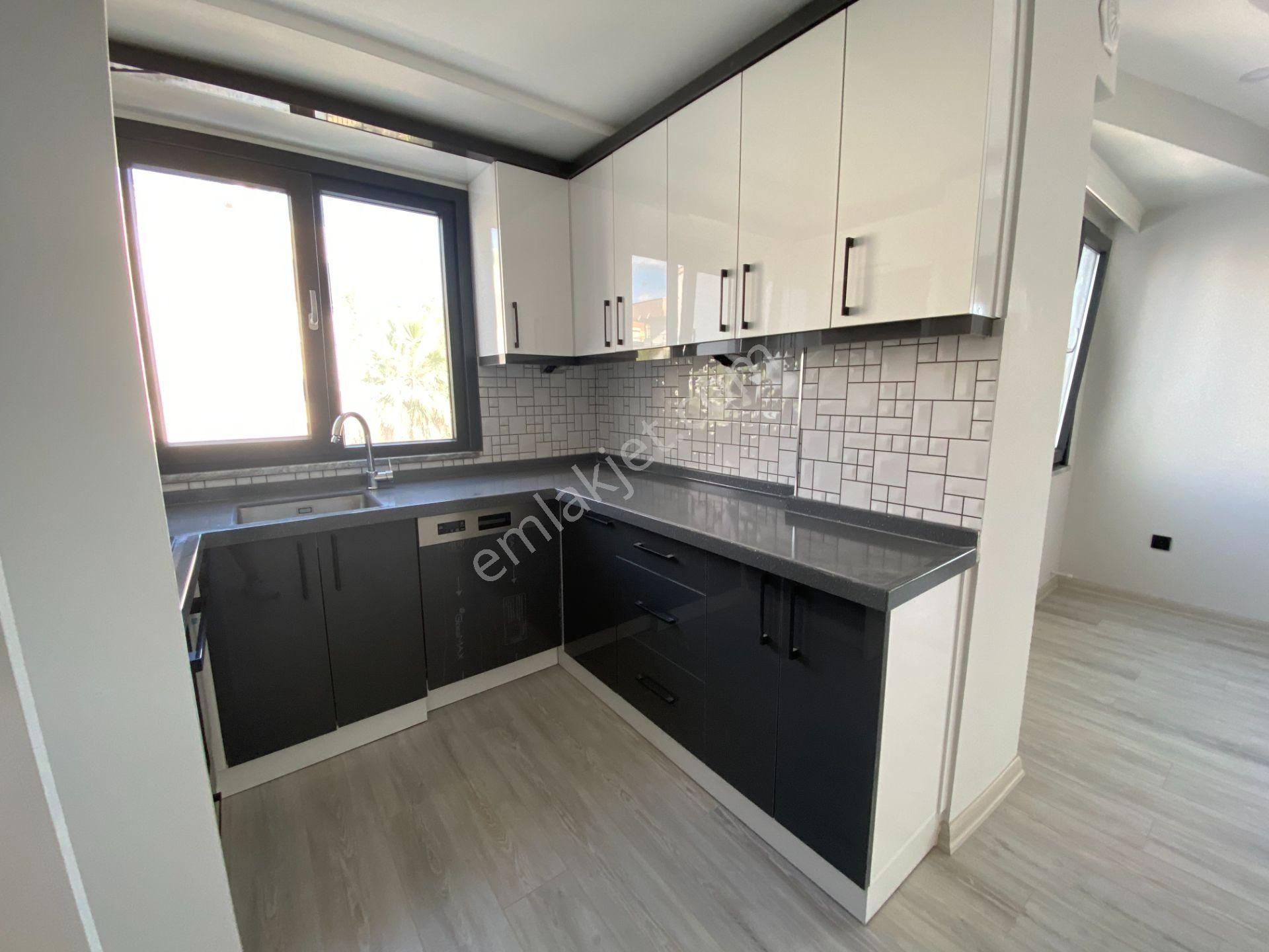Altınoluk İlkbahar'dan Denize 140mt Çarşıya 5dk Sıfır Binada Ortakat 2+1 Daire - Görsel 10