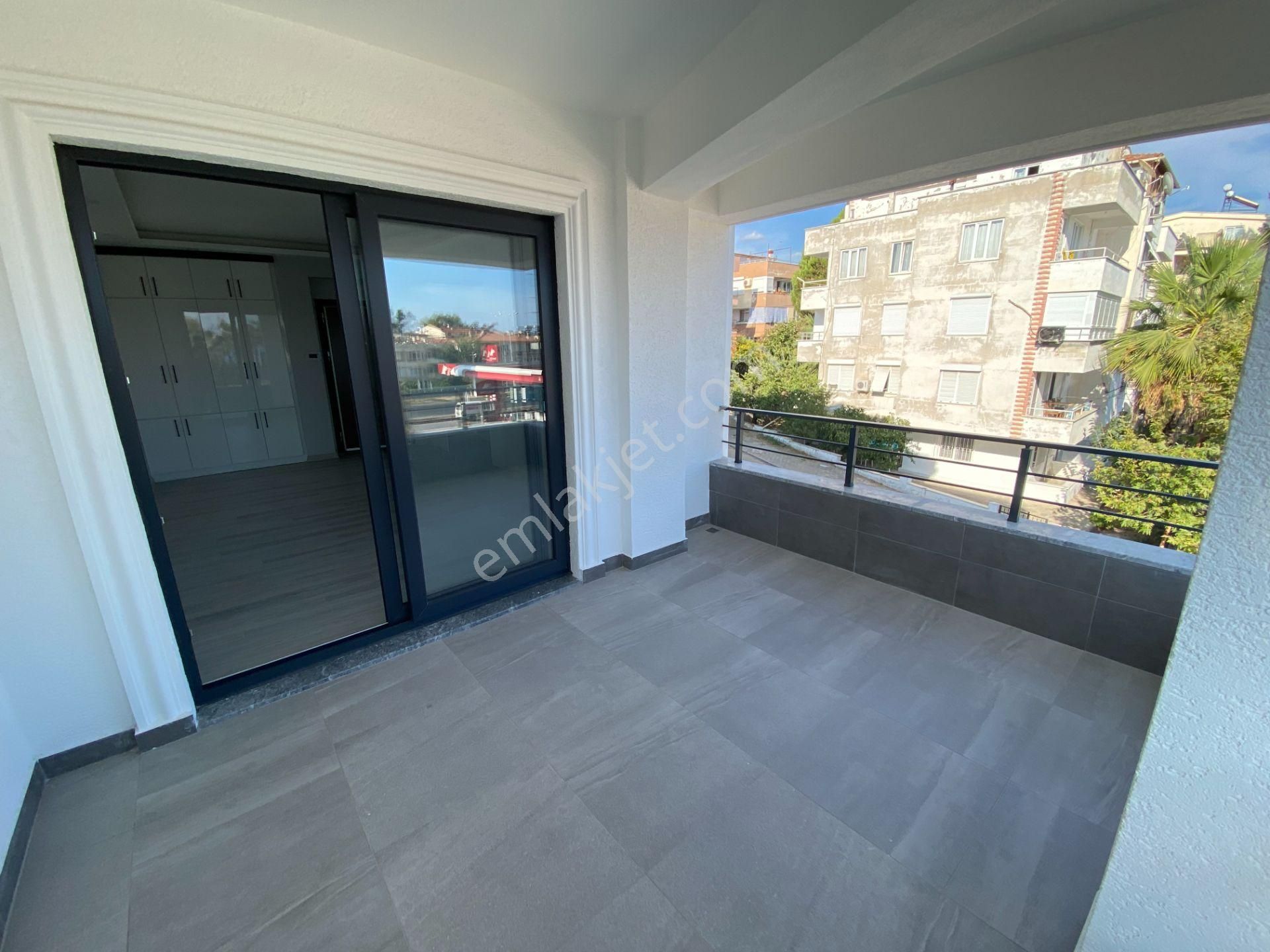 Altınoluk İlkbahar'dan Denize 140mt Çarşıya 5dk Sıfır Binada Ortakat 2+1 Daire - Görsel 14