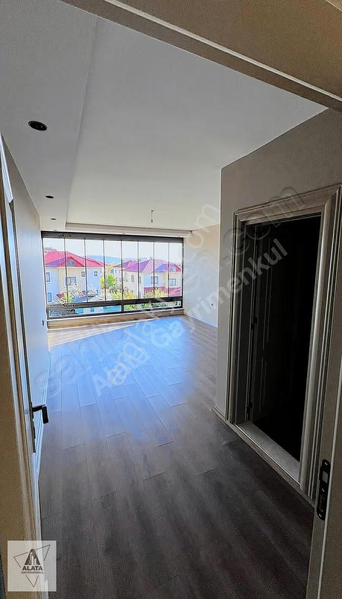 800 Metrekare Arsa İçerisinde, Ultra Lüks, 6 Odalı 260 Mt2 Villa - Görsel 2