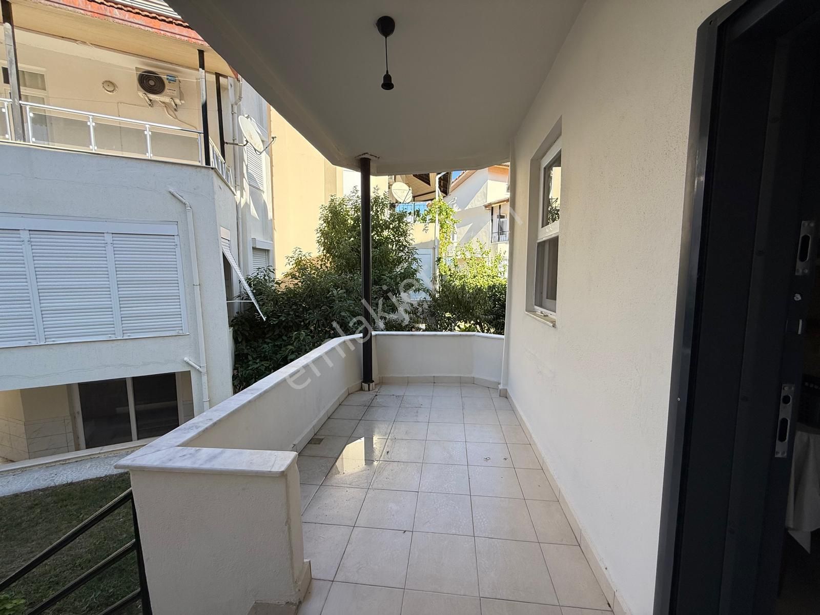 Manavgat Karacalarda Konforlu Ve Havuzlu Satılık Tribleks - Görsel 2