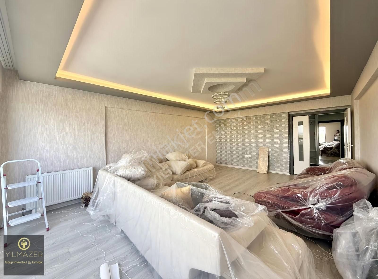 Zarafet, Konum Ve Konfor Bir Arada Bulvar Üzerinde Lüks 4+1 - Görsel 5