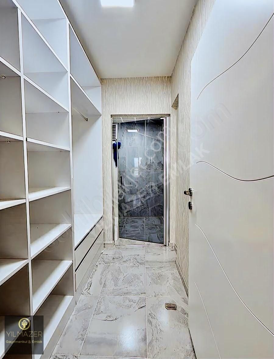 Zarafet, Konum Ve Konfor Bir Arada Bulvar Üzerinde Lüks 4+1 - Görsel 3