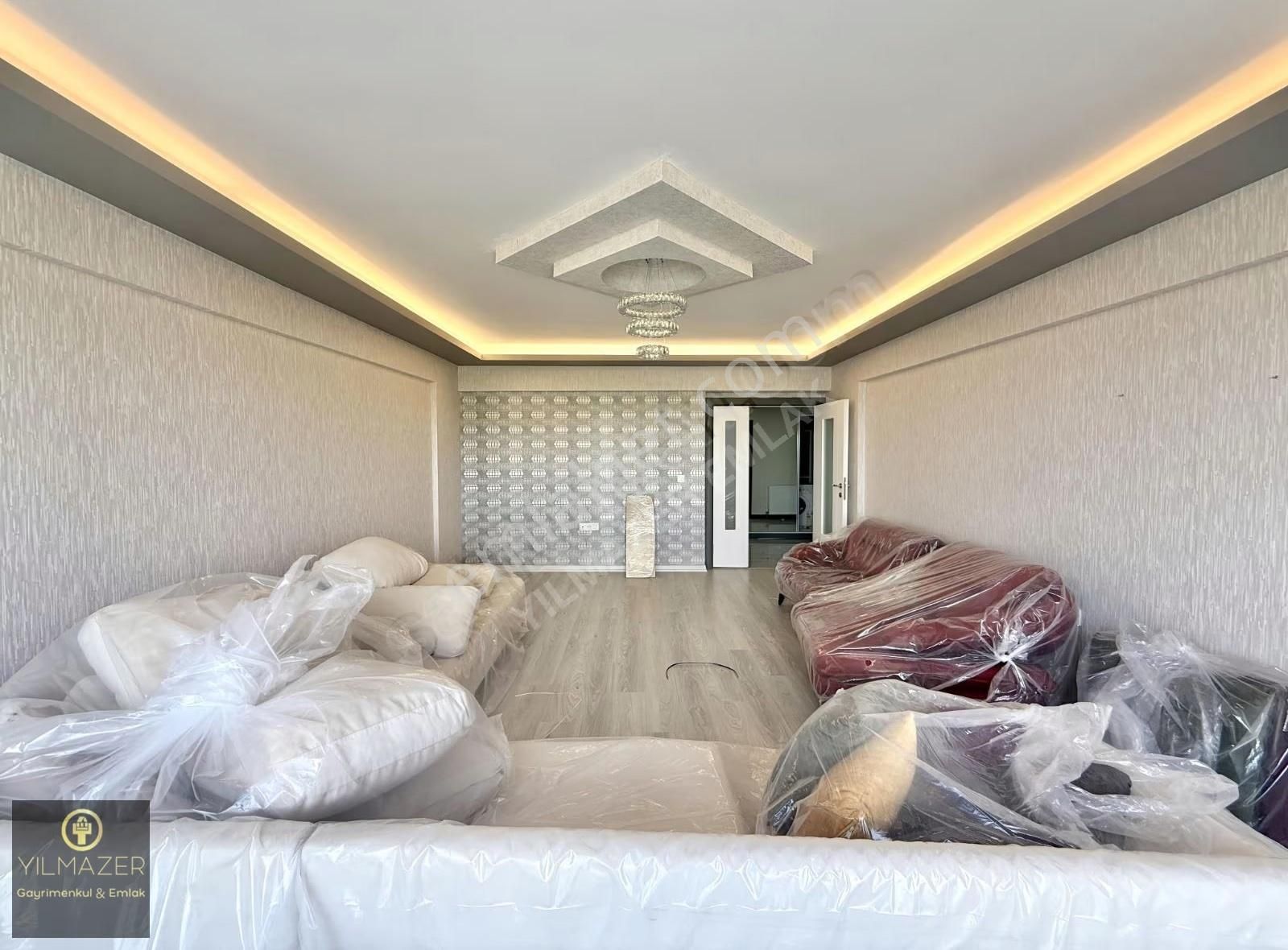 Zarafet, Konum Ve Konfor Bir Arada Bulvar Üzerinde Lüks 4+1 - Görsel 4