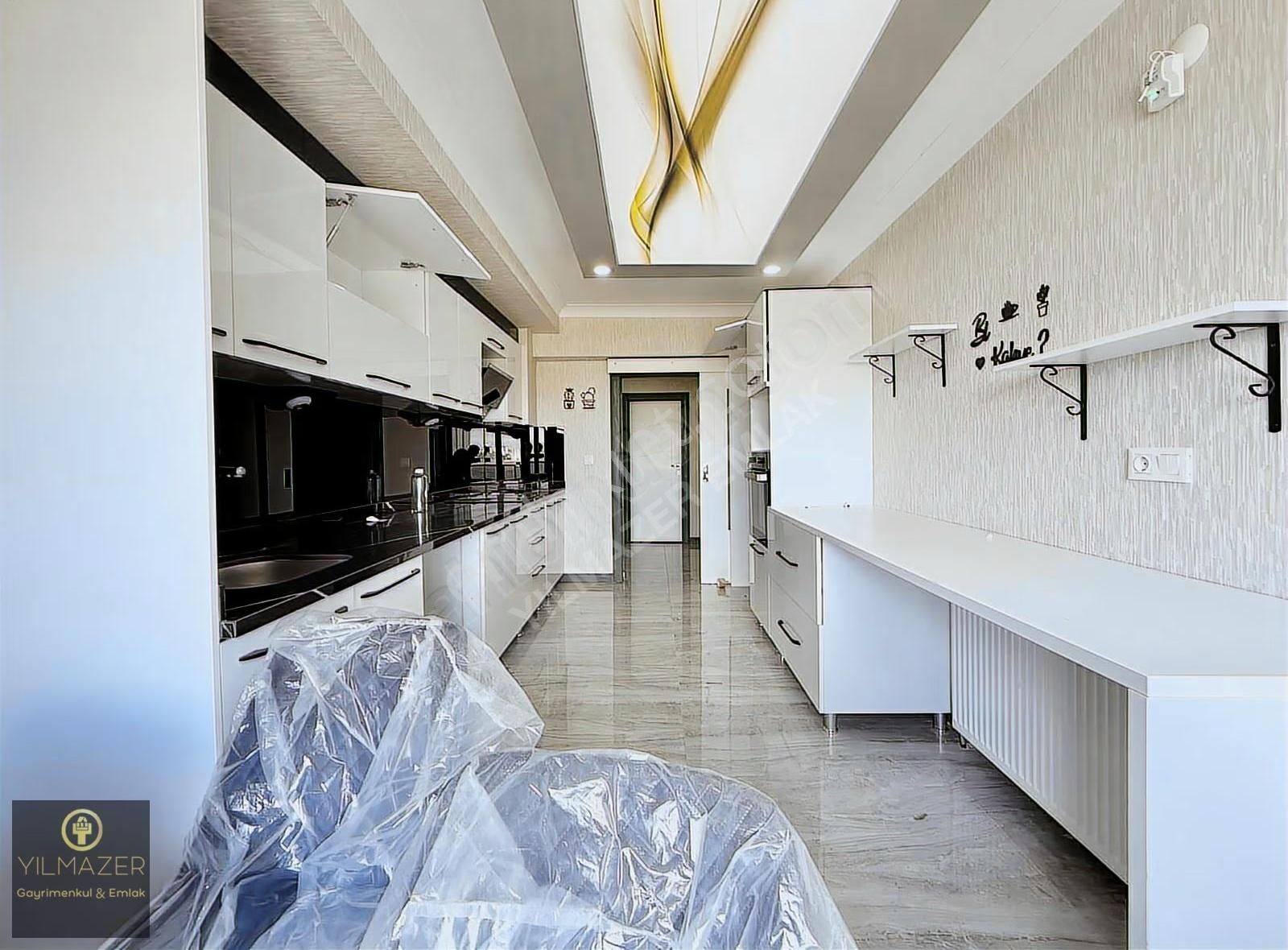 Zarafet, Konum Ve Konfor Bir Arada Bulvar Üzerinde Lüks 4+1 - Görsel 31