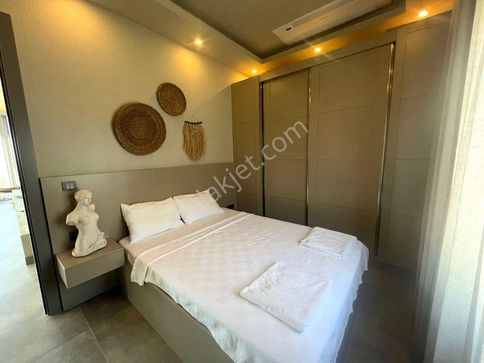 Yalıkavakta Deniz Manzaralı Satılık Modern 4+1 Villa - Görsel 12