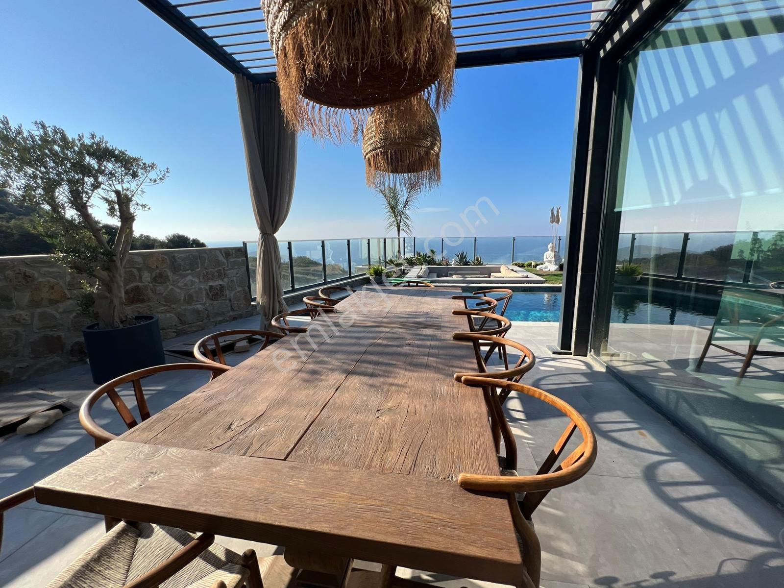 Yalıkavakta Deniz Manzaralı Satılık Modern 4+1 Villa - Görsel 9