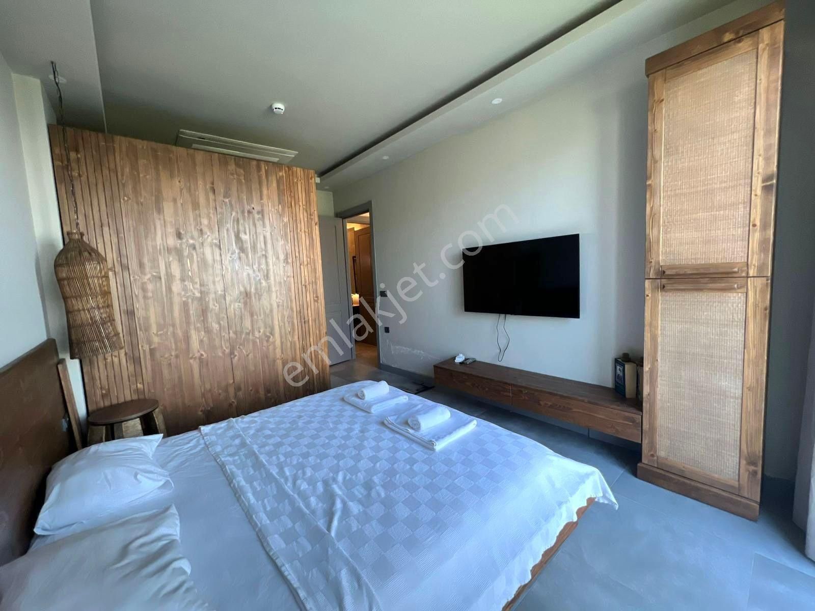 Yalıkavakta Deniz Manzaralı Satılık Modern 4+1 Villa - Görsel 11