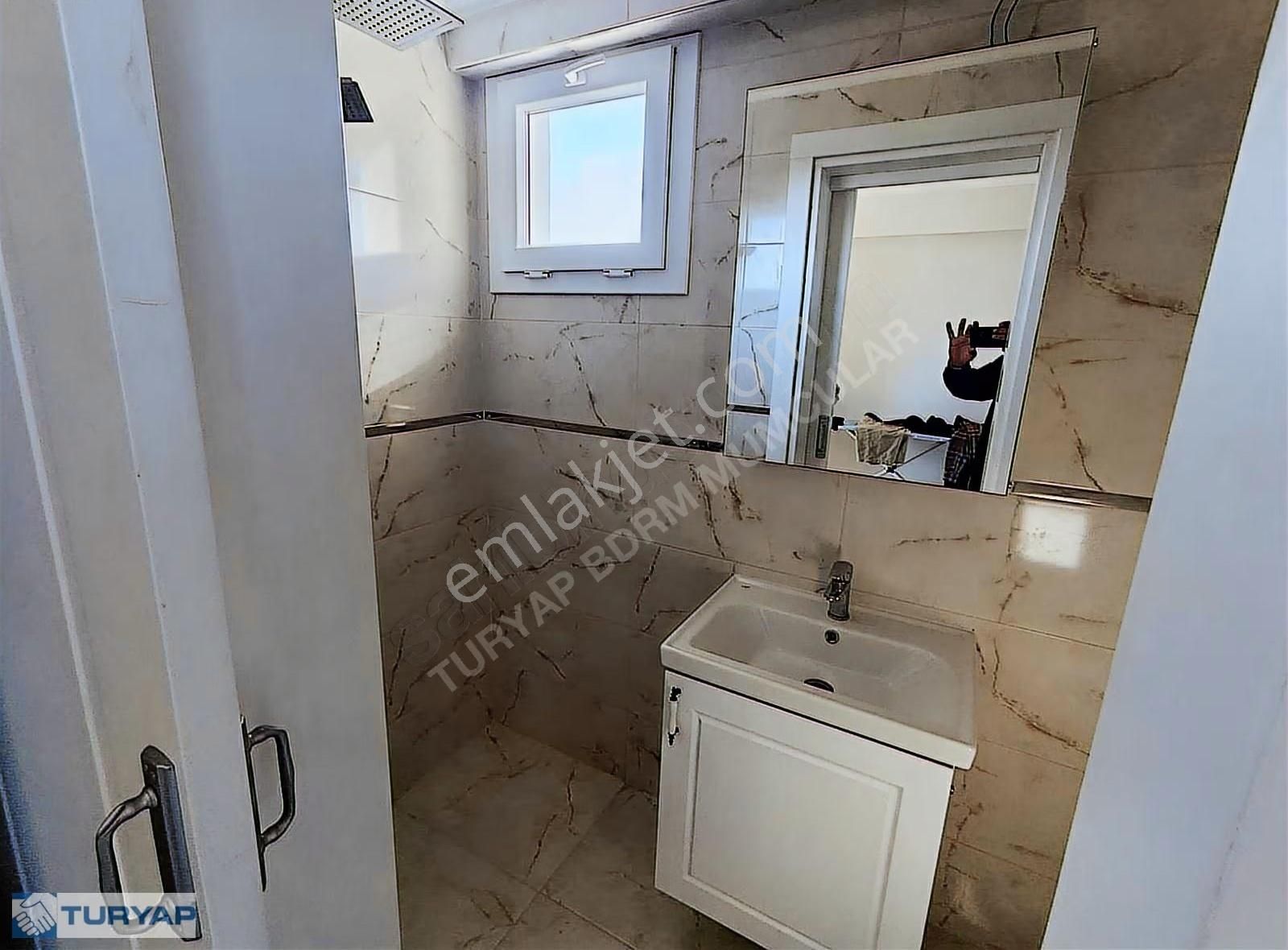 Boğaziçi Adabükü'nde Doğa Ve Göl Manzaralı Muhteşem Villa - Görsel 9