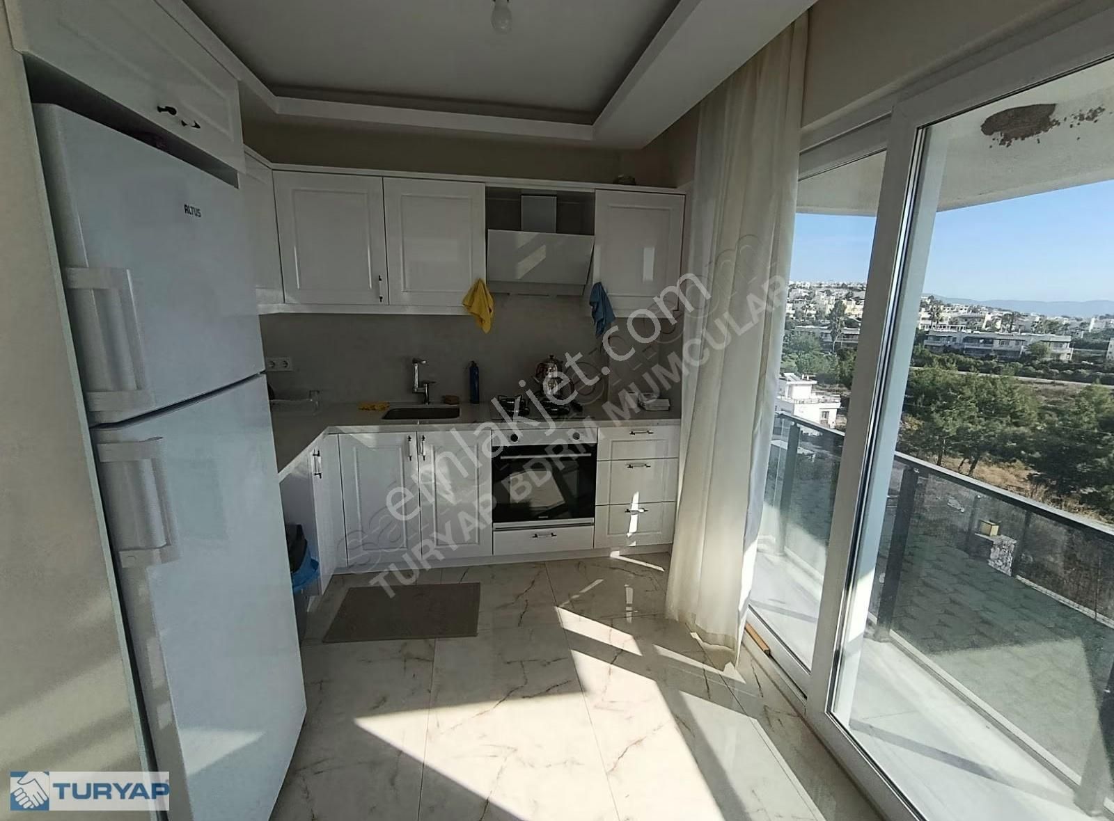 Boğaziçi Adabükü'nde Doğa Ve Göl Manzaralı Muhteşem Villa - Görsel 17