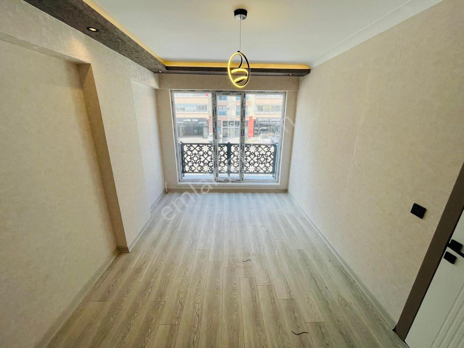 Etlik Şehir Hastanesi Ve Antarese 1.5 Km Mesafede Lüks Yapılı Sıfır 2+1 Daire - Görsel 2