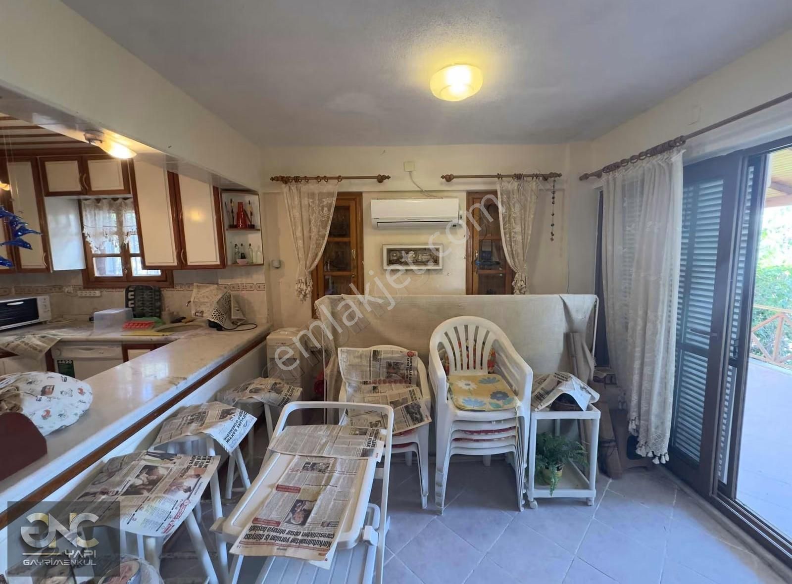 Denize Sıfır Sitede Geniş Bahçeli Eşyalı Manzaralı Yazlık - Görsel 10