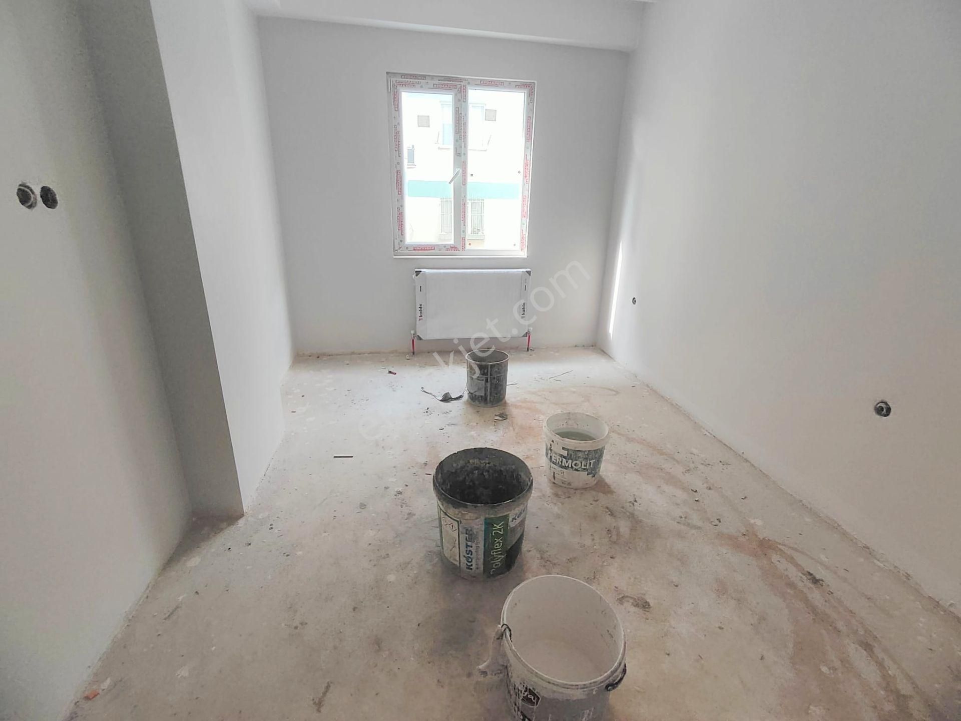 Emlak Dünyasından Altıntepede Kızılay Yakını Satılık 2+1 Giriş - Görsel 3