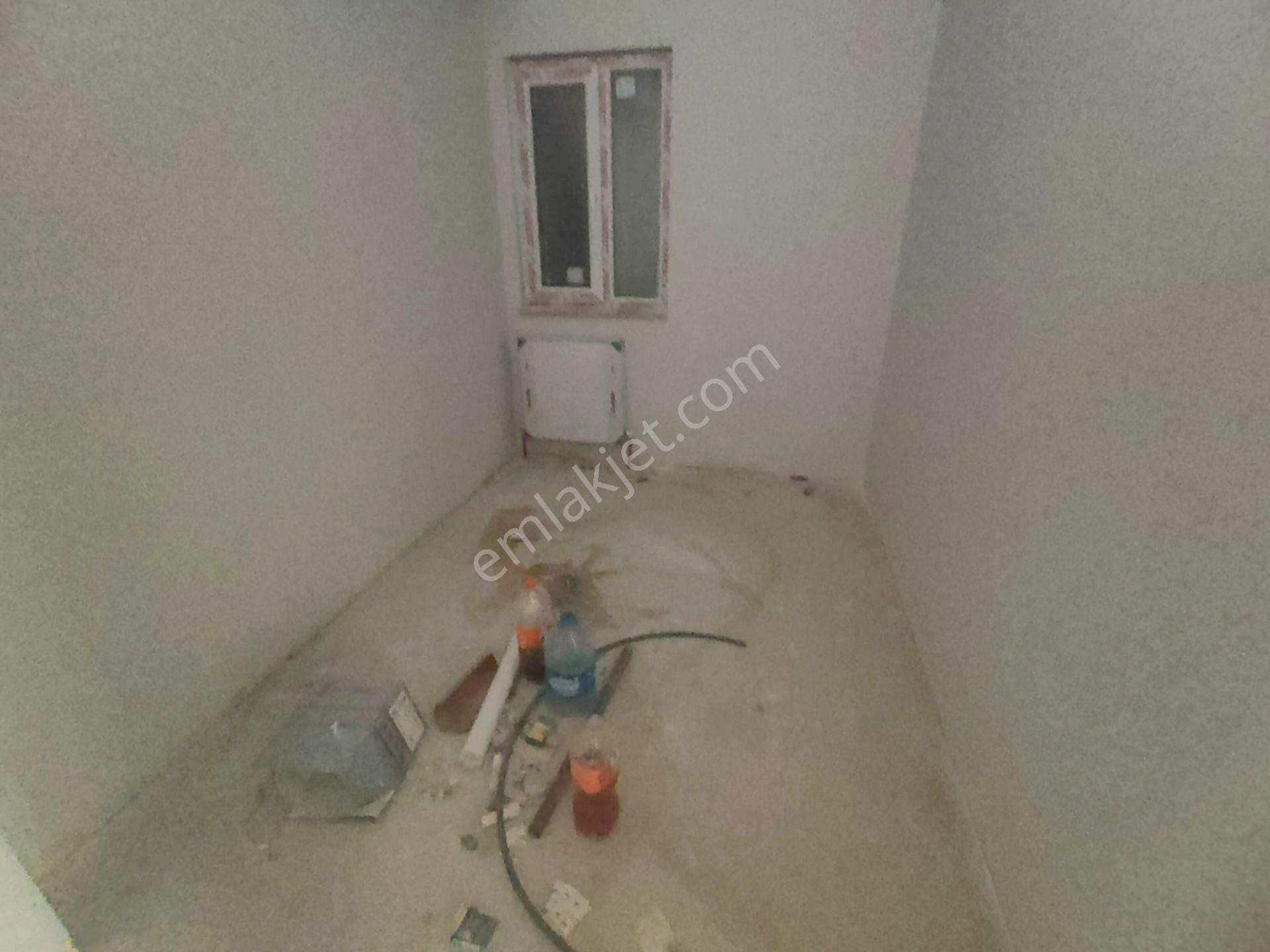 Emlak Dünyasından Altıntepede Kızılay Yakını Satılık 2+1 Giriş - Görsel 7