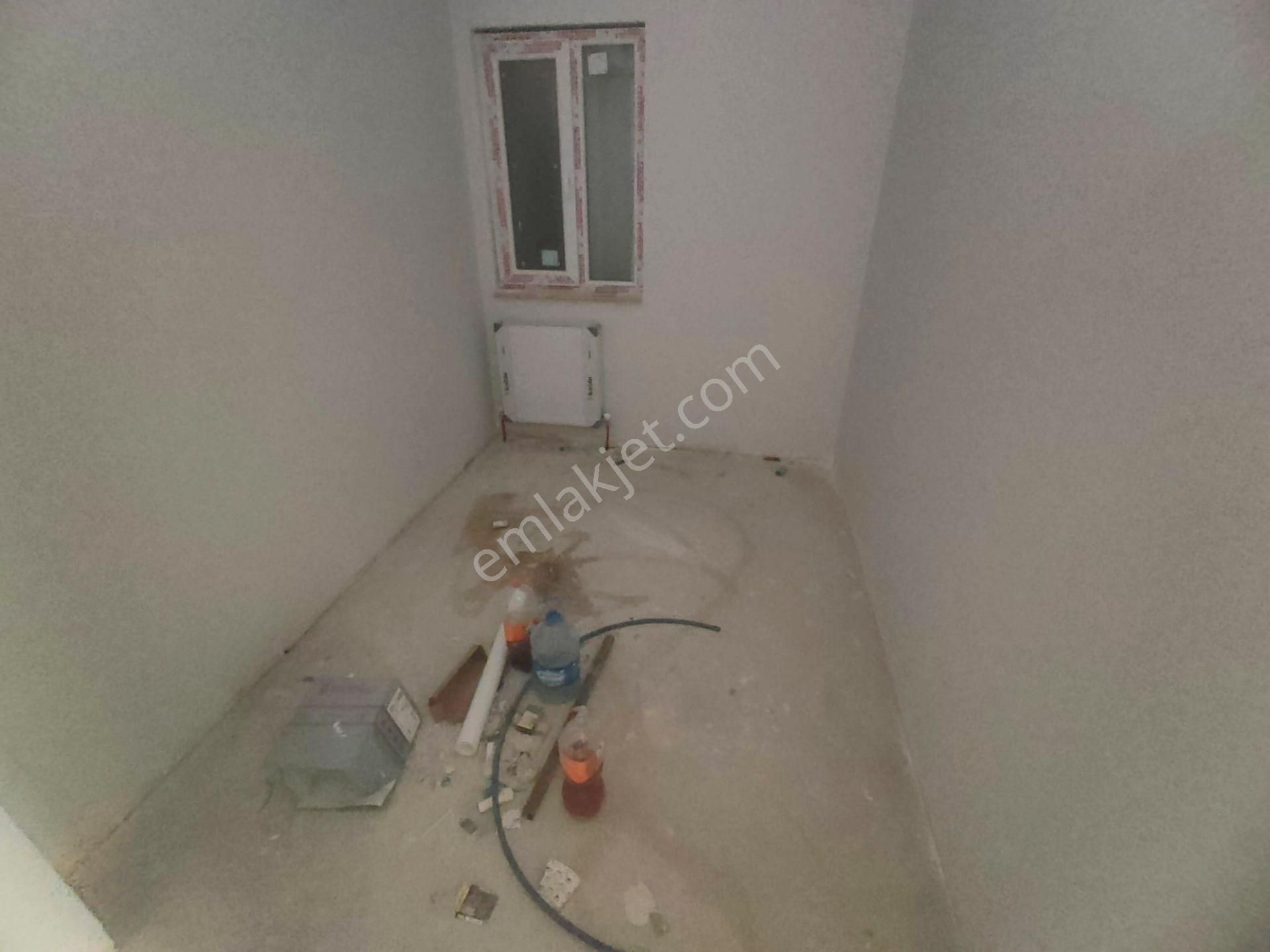 Emlak Dünyasından Altıntepede Kızılay Yakını Satılık 2+1 Giriş - Görsel 6