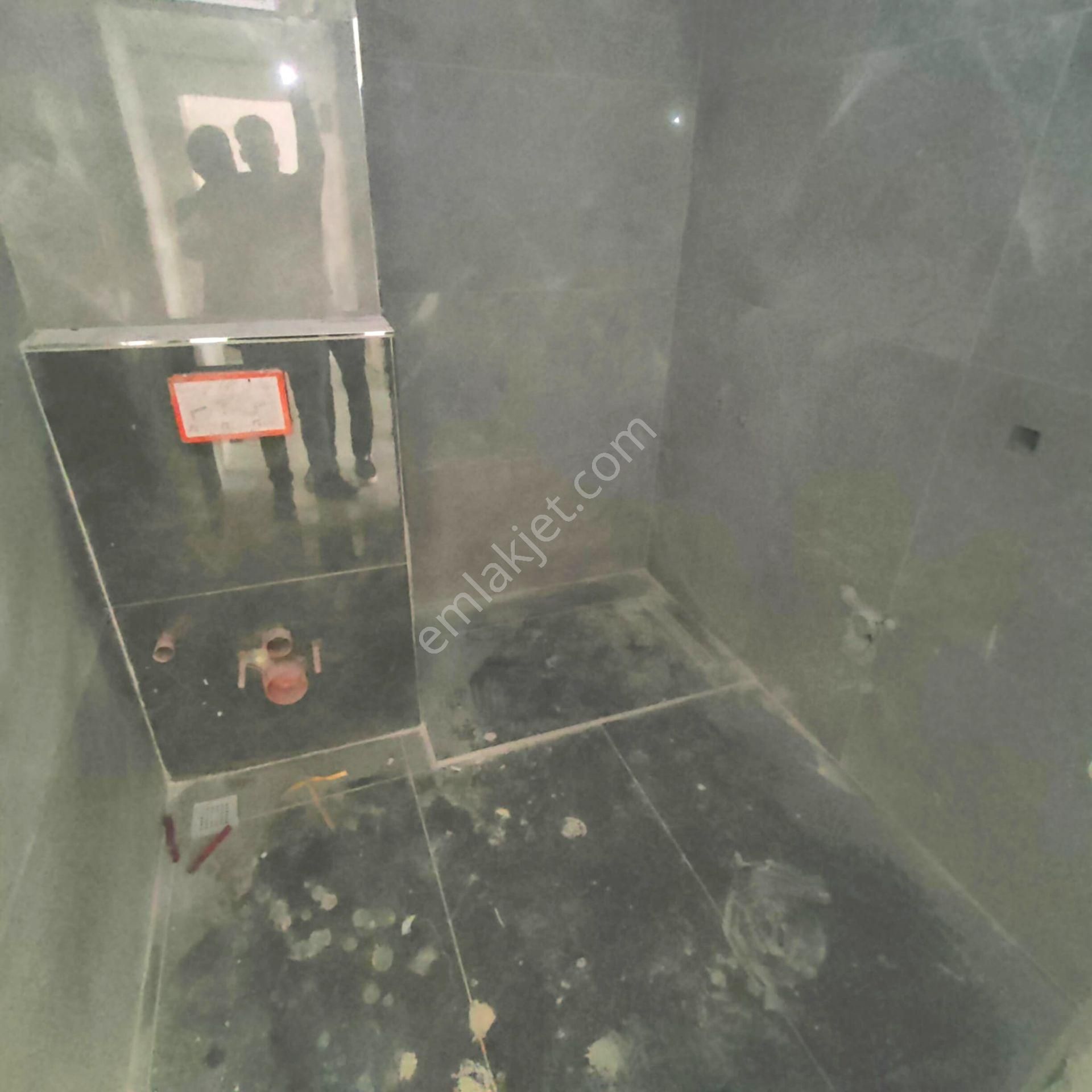 Emlak Dünyasından Altıntepede Kızılay Yakını Satılık 2+1 1.kat - Görsel 8