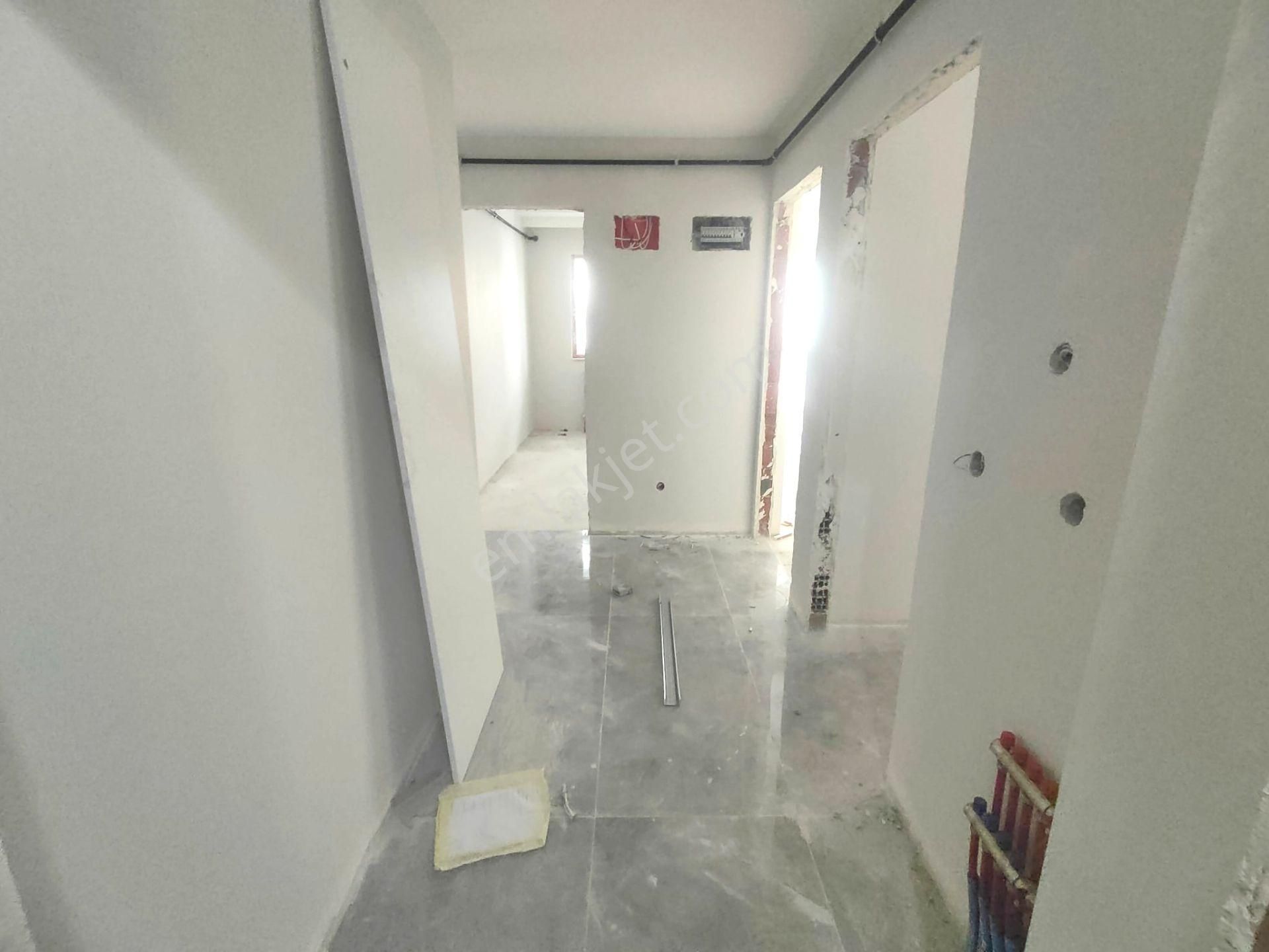 Emlak Dünyasından Altıntepede Kızılay Yakını Satılık 2+1 1.kat - Görsel 14