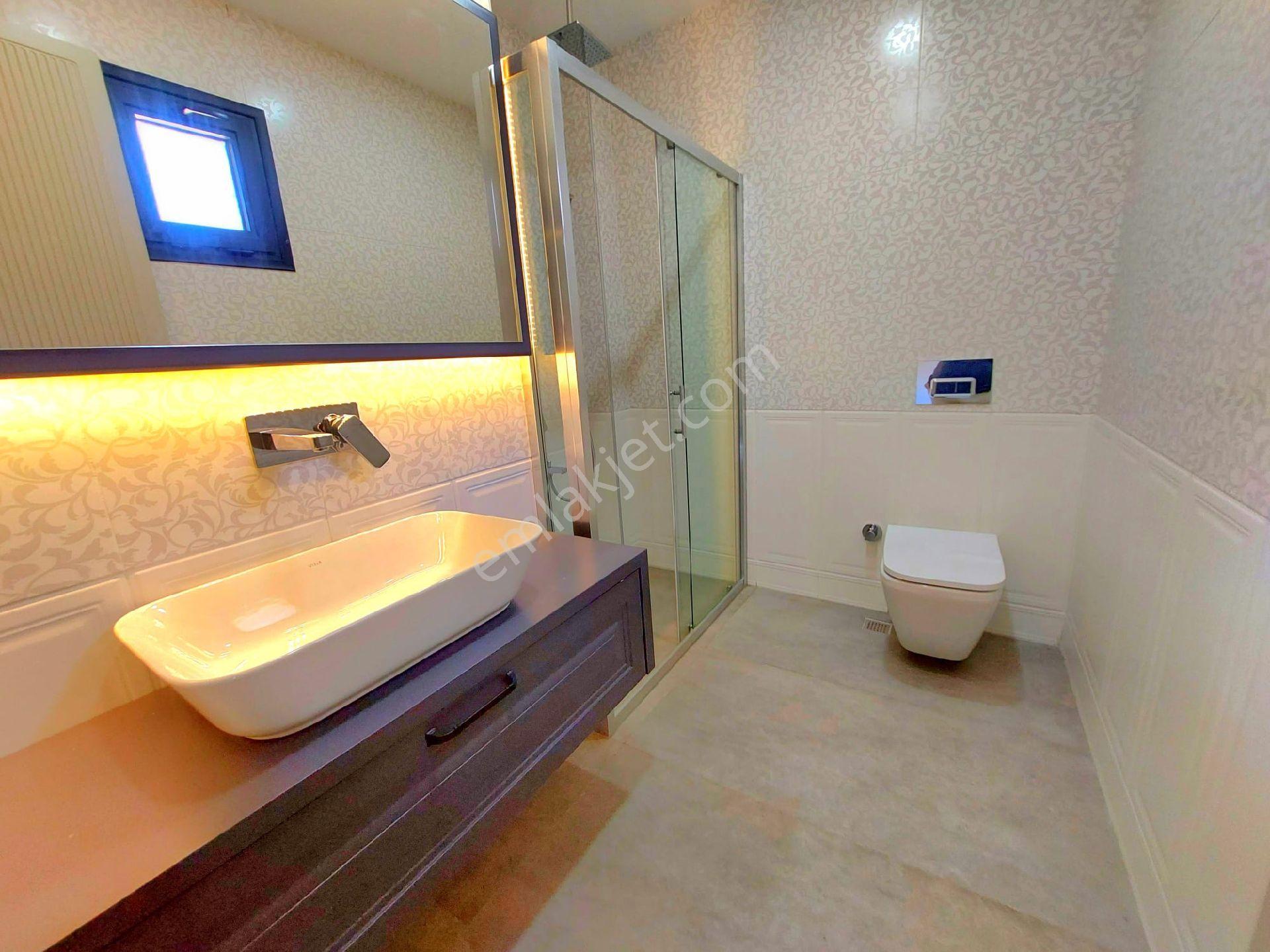 Kuşadasında Özel Havuzlu Tek Müstakil Sıfır Villa - Görsel 23