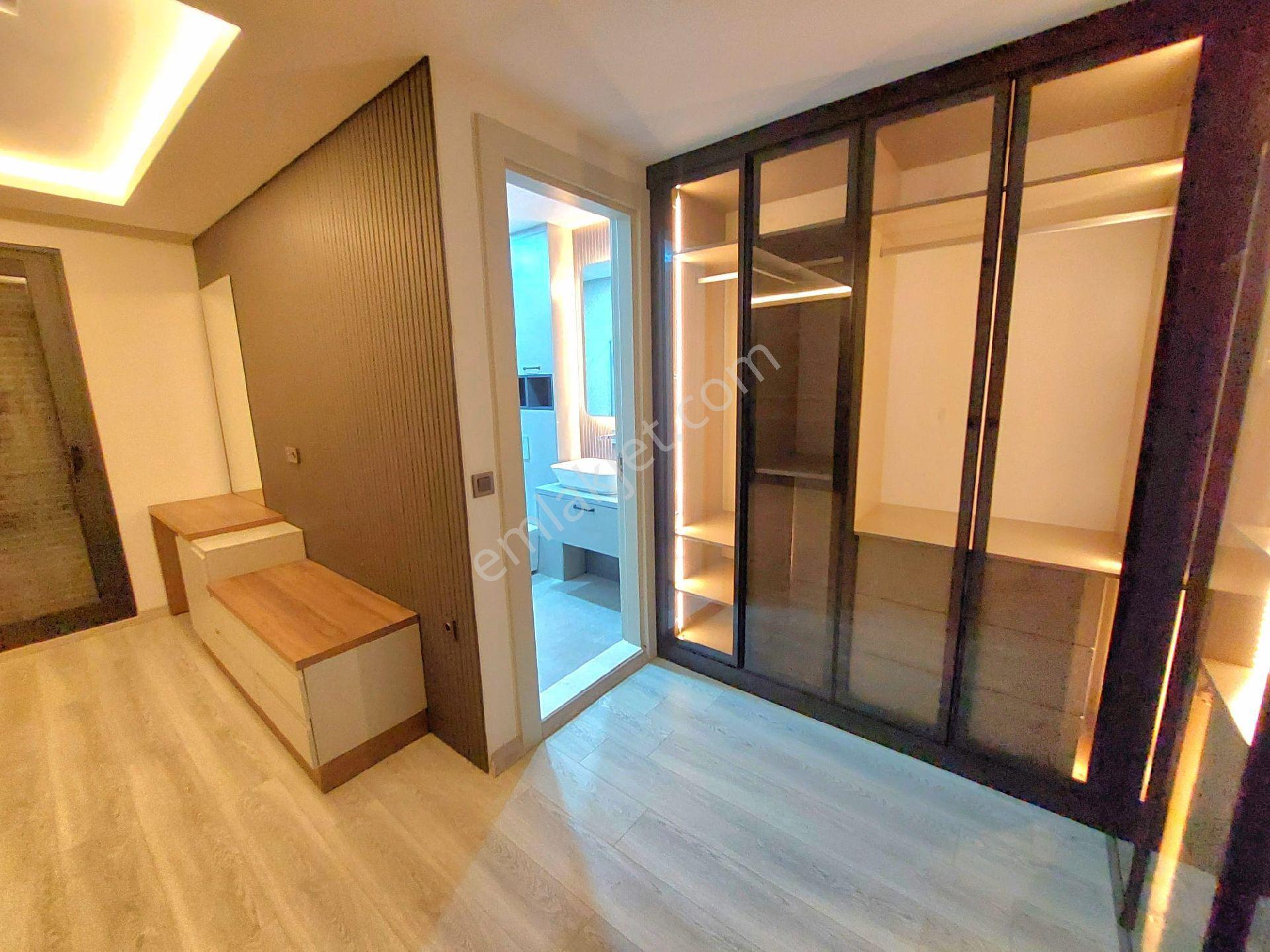 Kuşadasında Özel Havuzlu Tek Müstakil Sıfır Villa - Görsel 15