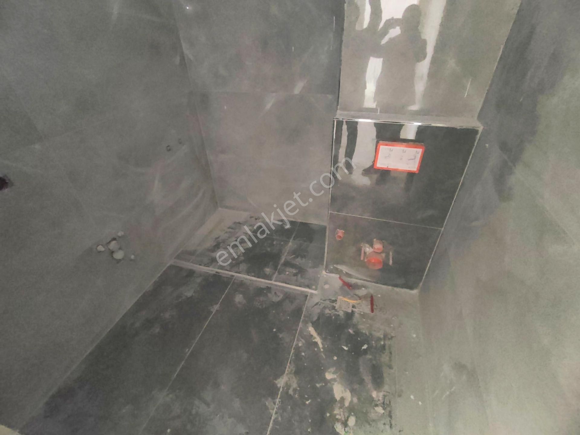 Emlak Dünyasından Altıntepede Kızılay Yakını Satılık 2+1 1.kat - Görsel 12