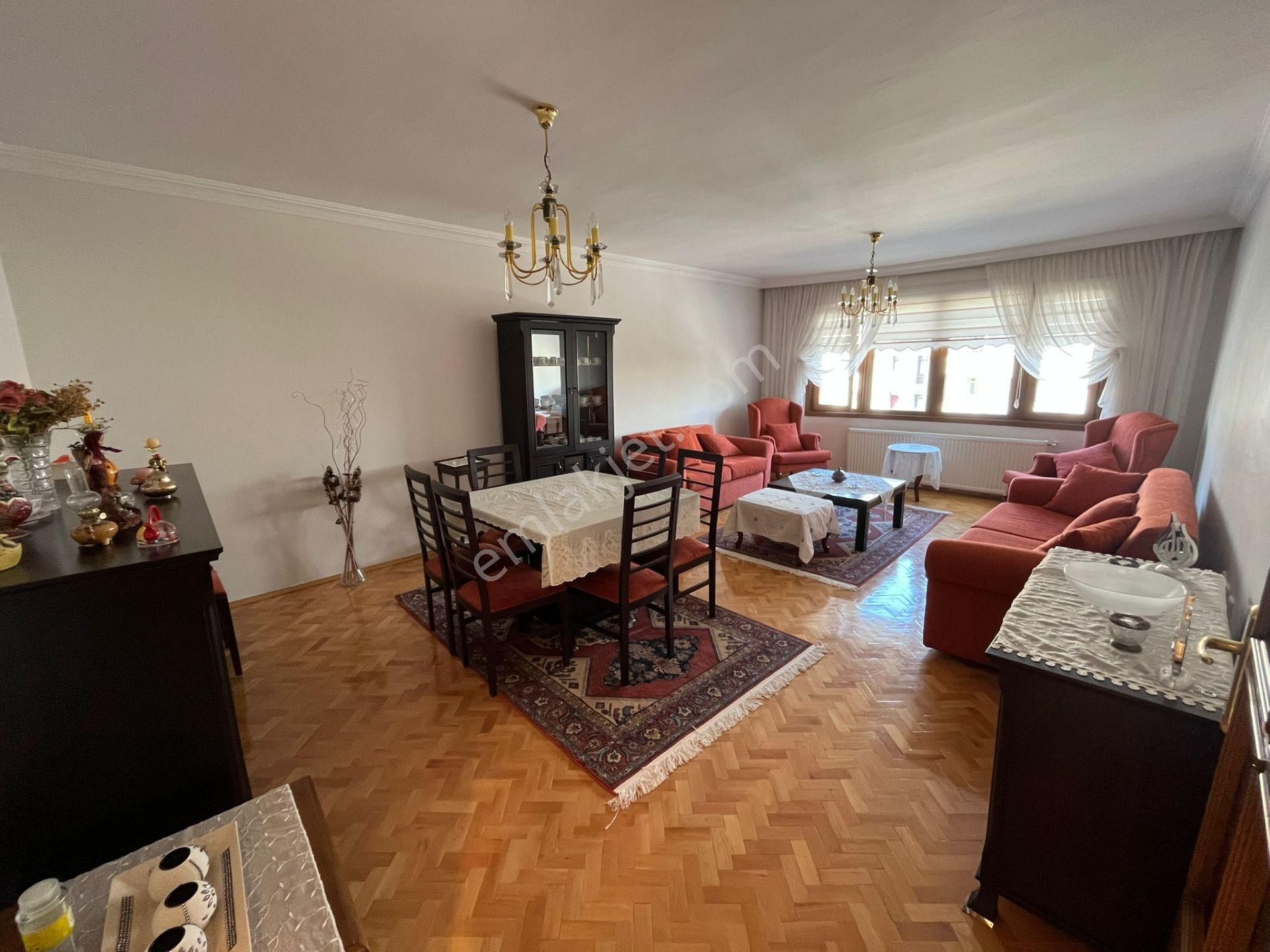 Yenimahalle'de Etlik Şehir Hastanesi Yakını Katta Geniş Mobilyalı - Görsel 24