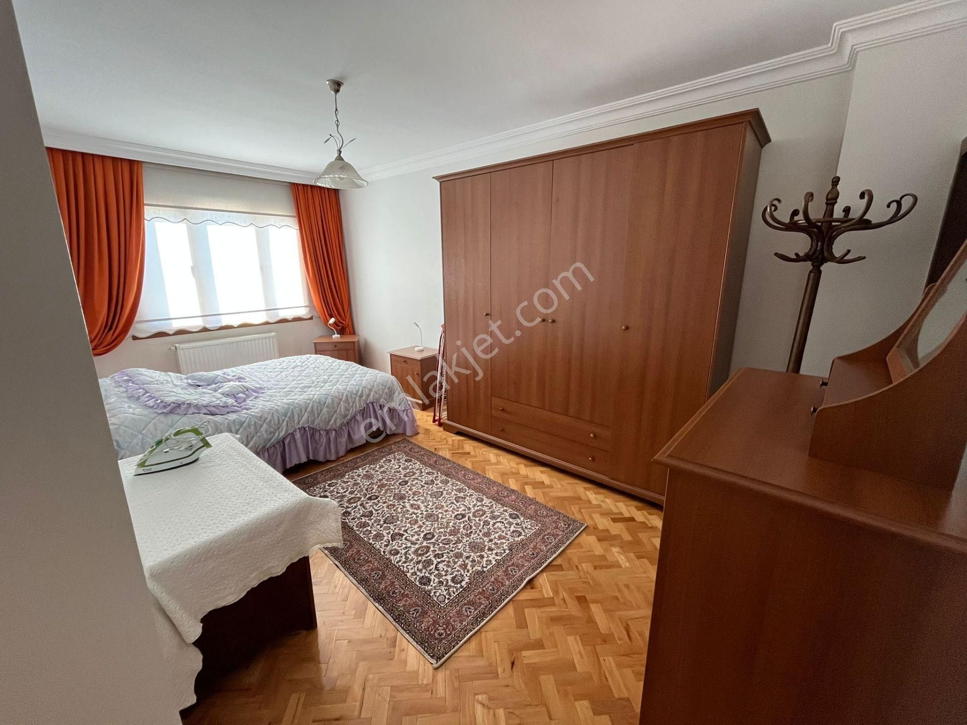 Yenimahalle'de Etlik Şehir Hastanesi Yakını Katta Geniş Mobilyalı - Görsel 15