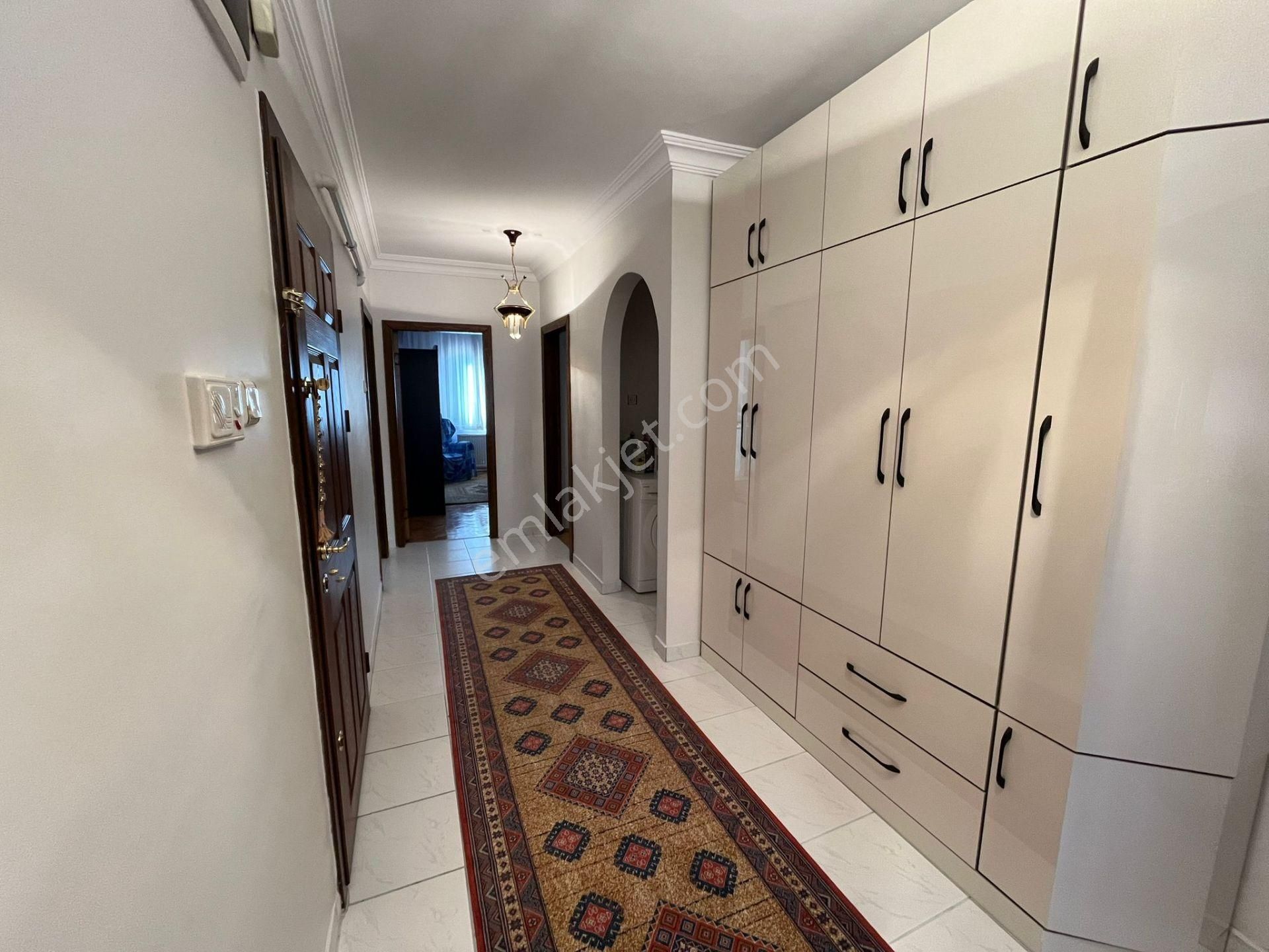 Yenimahalle'de Etlik Şehir Hastanesi Yakını Katta Geniş Mobilyalı - Görsel 4