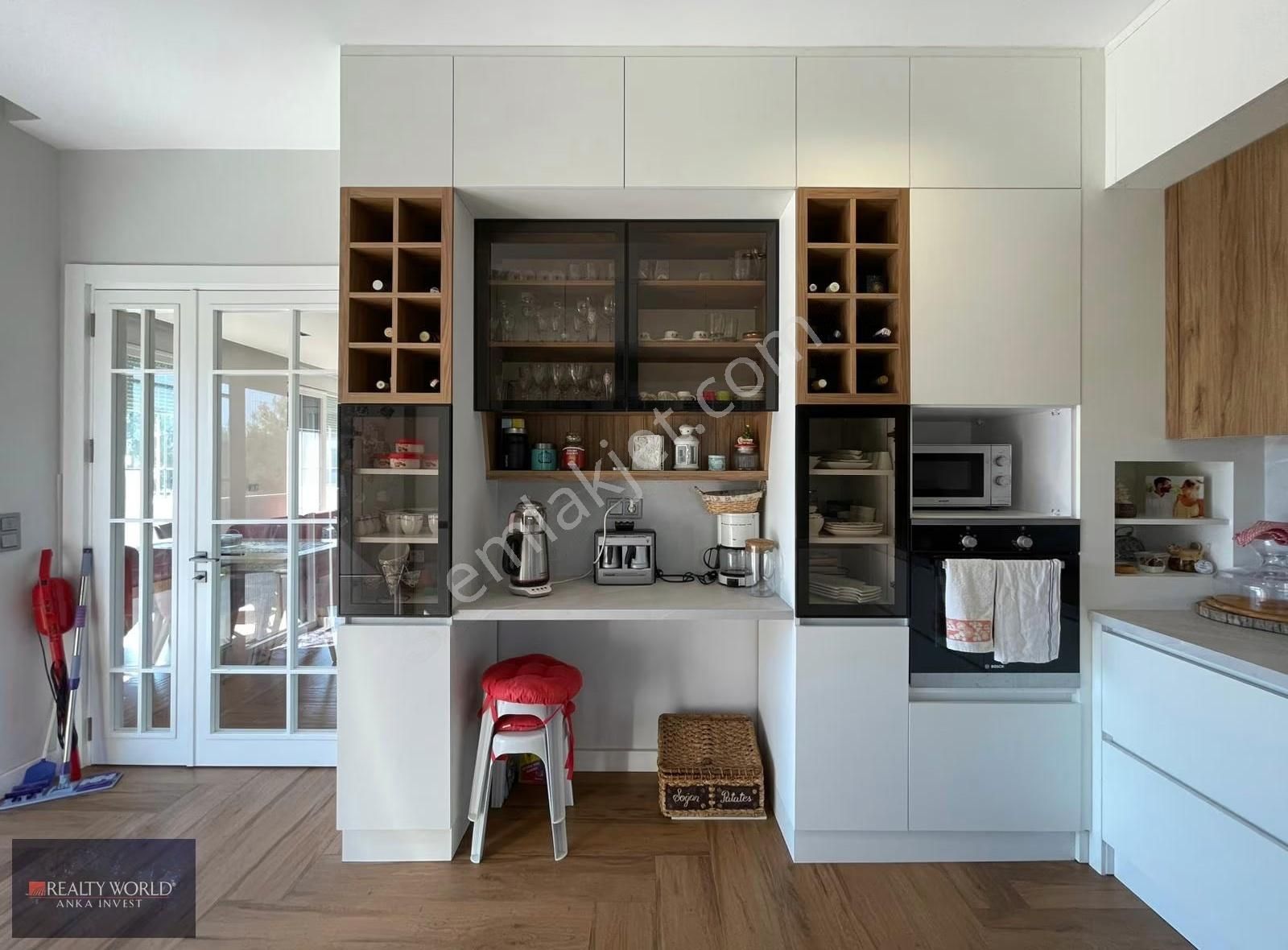 Müstakil 450 M² Arsa İçinde 3+1 Lüks Villa Daire Fiyatına! - Görsel 11