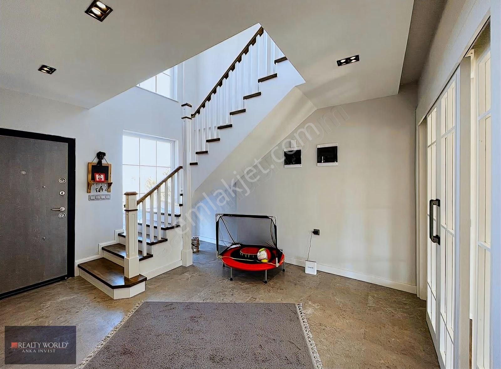 Müstakil 450 M² Arsa İçinde 3+1 Lüks Villa Daire Fiyatına! - Görsel 17