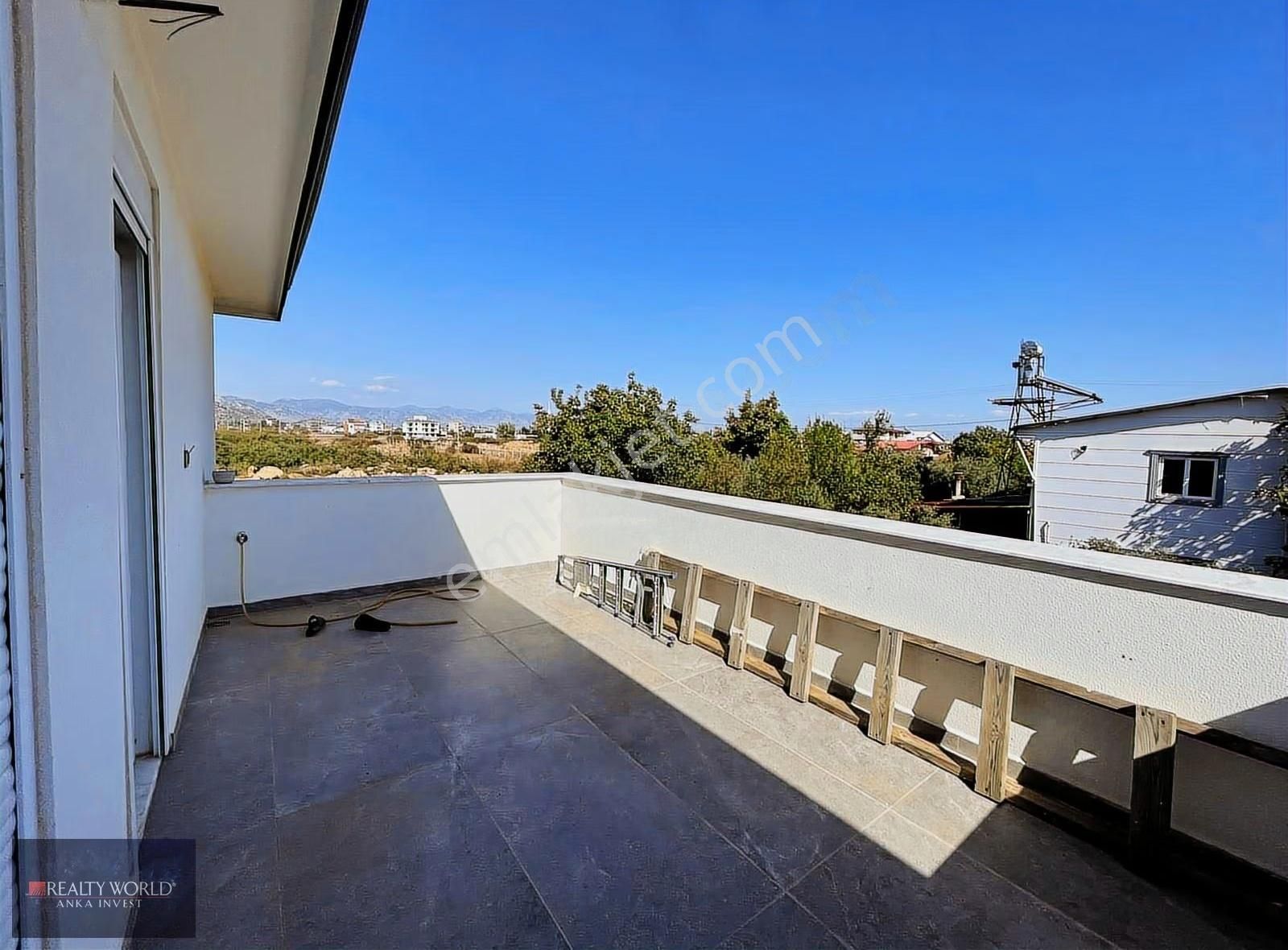 Müstakil 450 M² Arsa İçinde 3+1 Lüks Villa Daire Fiyatına! - Görsel 3