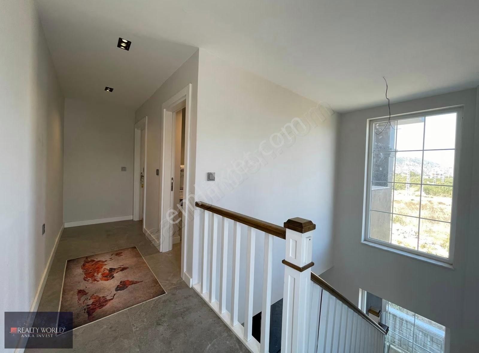 Müstakil 450 M² Arsa İçinde 3+1 Lüks Villa Daire Fiyatına! - Görsel 16