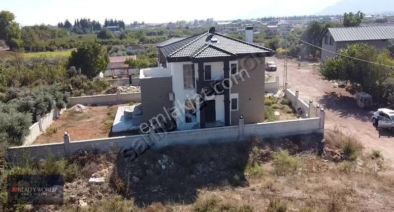 Müstakil 450 M² Arsa İçinde 3+1 Lüks Villa Daire Fiyatına! - Görsel 2