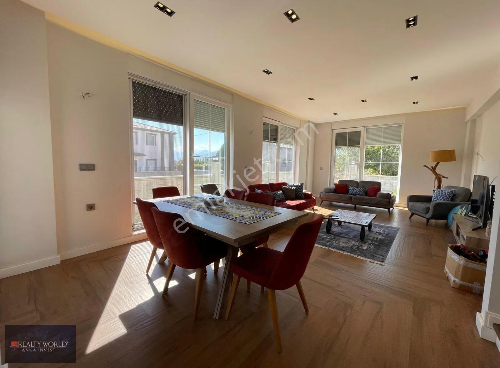 Müstakil 450 M² Arsa İçinde 3+1 Lüks Villa Daire Fiyatına! - Görsel 25