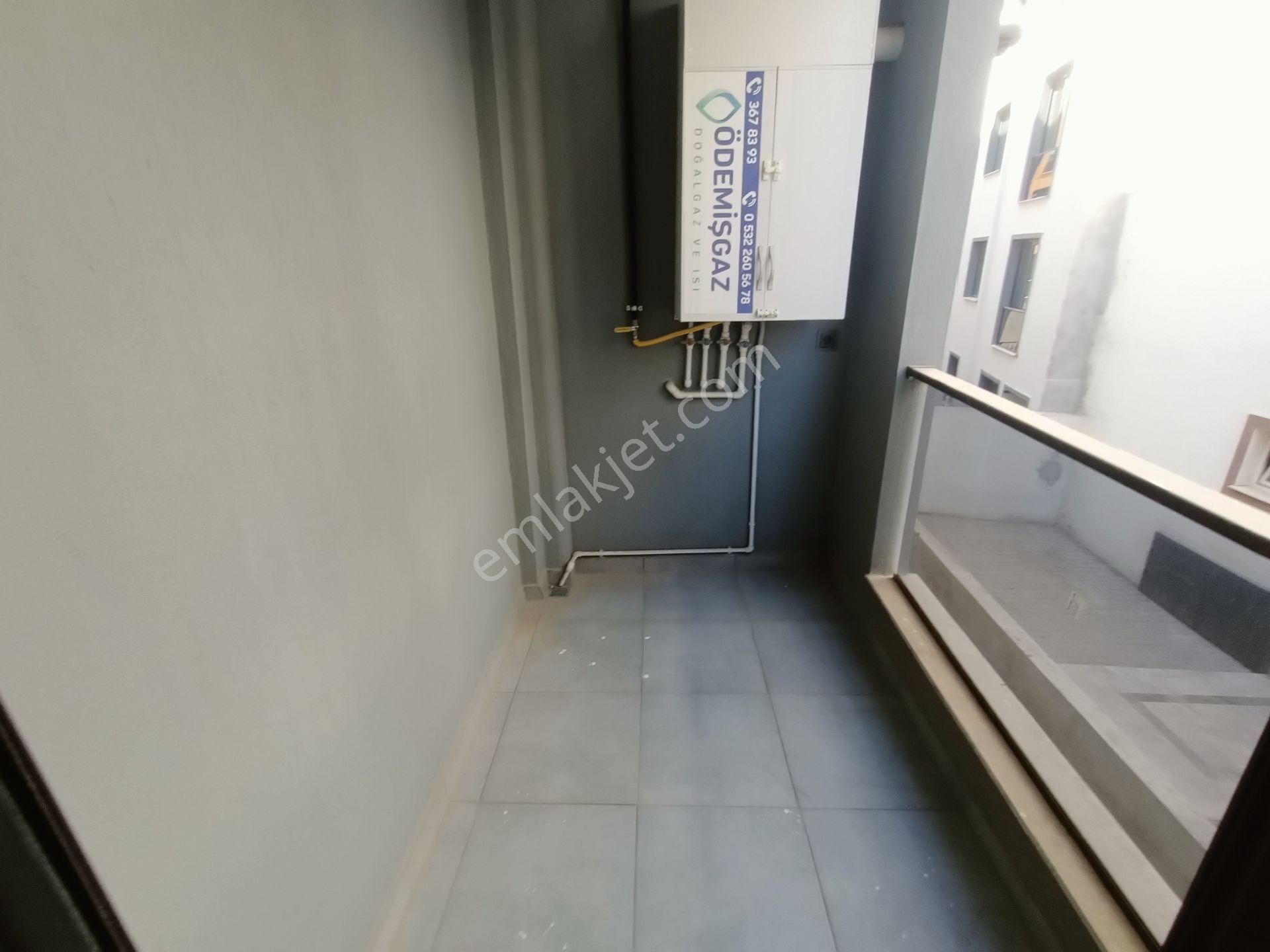 Meydan Cepheli 2+1 Çift Balkonlu Sıfır Lüks Daire - Görsel 3