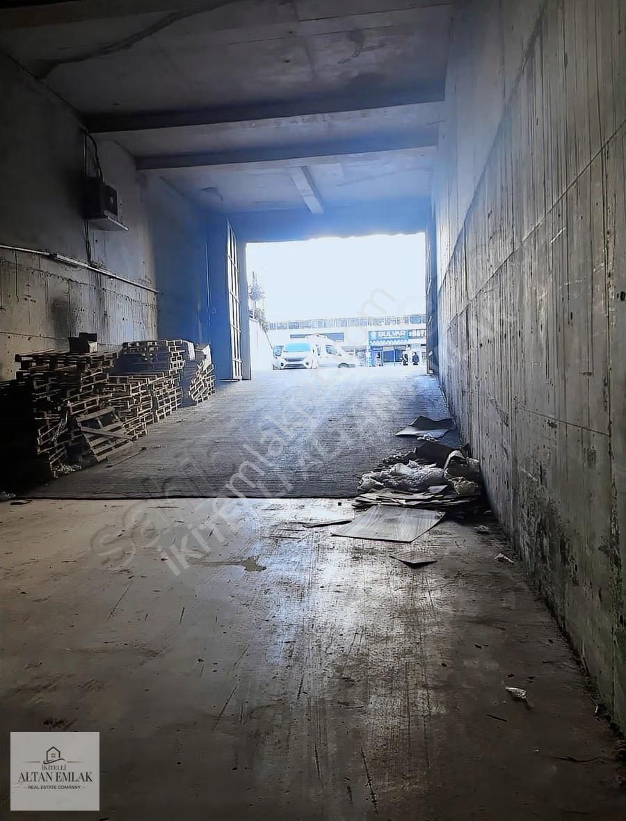 İkitellide 2800 M2 Toprağa Basar H:4,5 M, Tır İçine Girer İşyeri - Görsel 3