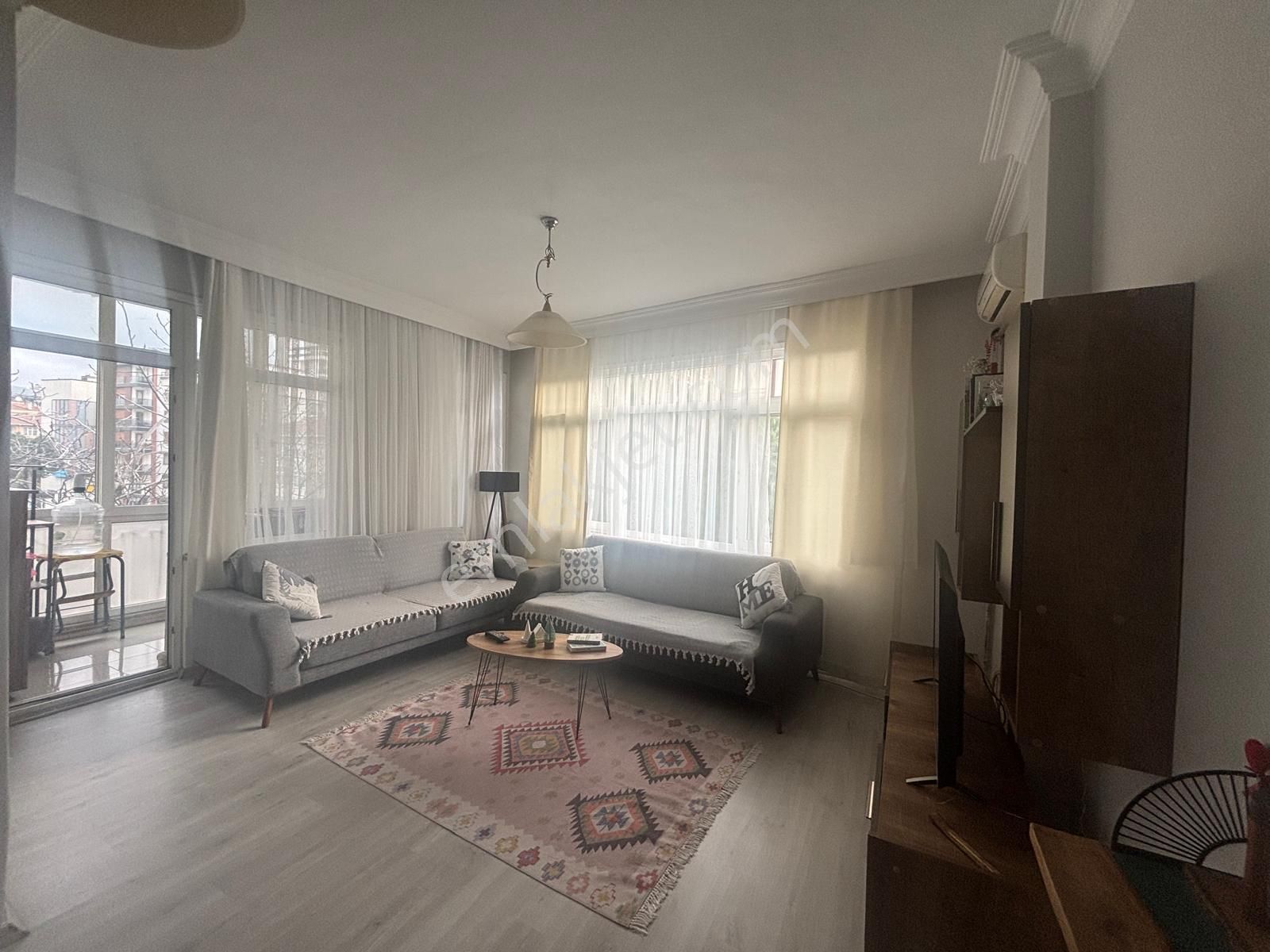 Maltepe Feyzullah Mh'de Full Eşyalı Kiralık 2+1 Daire