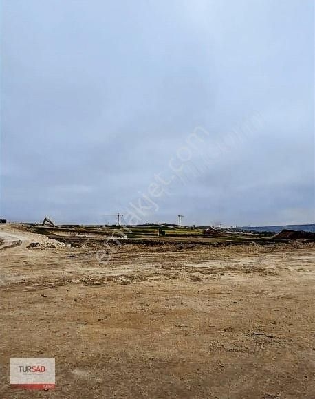 Arnavutköy Sazlıbosna 'da 1.50 Emsal 14 Kat Ticari İmarlı Arsa - Görsel 3