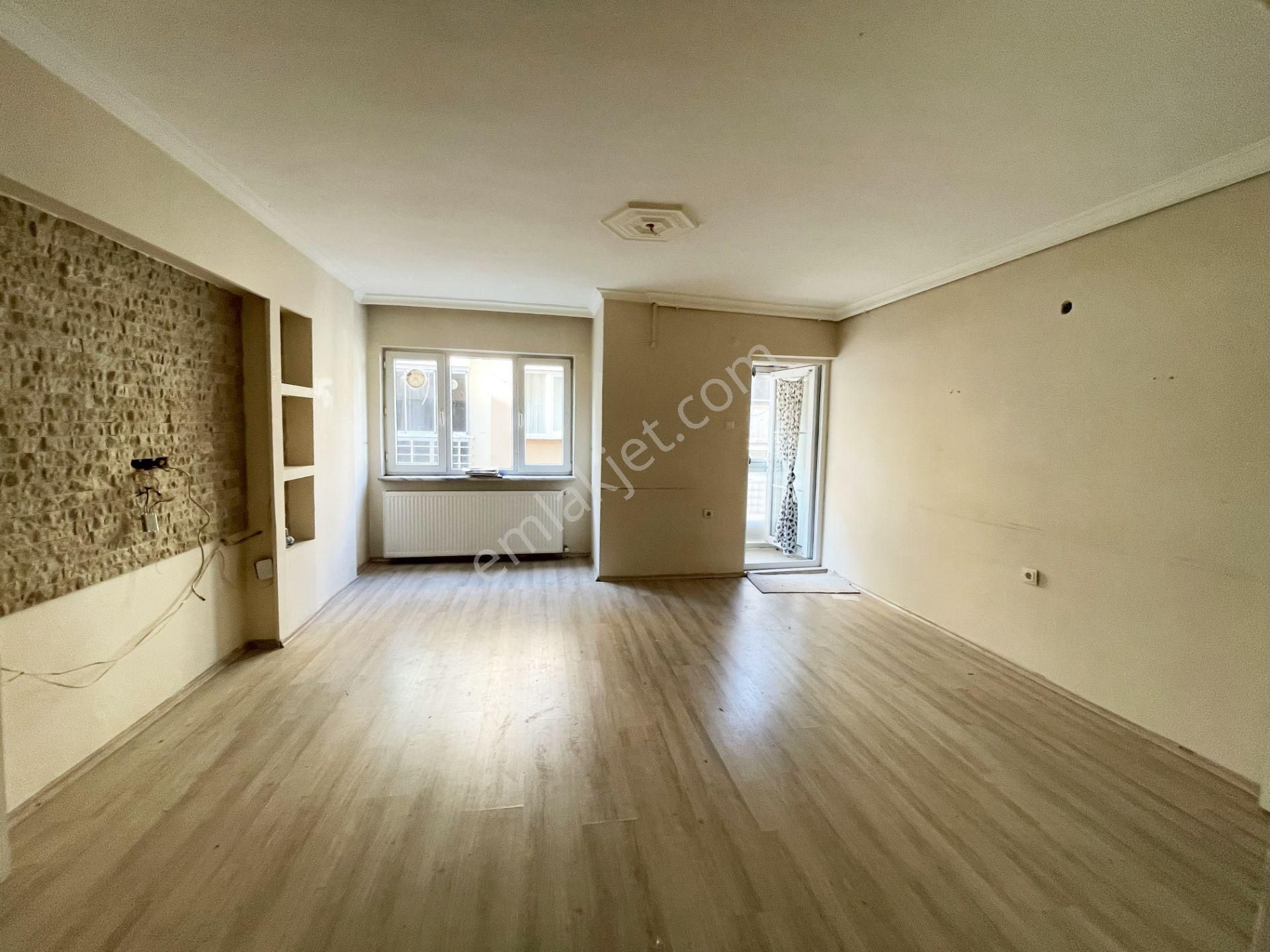 Bursa Osmangazi Aktarhüssam Mahallesinde Merkezi Konumda Kiralık 2+1 Daire - Görsel 4