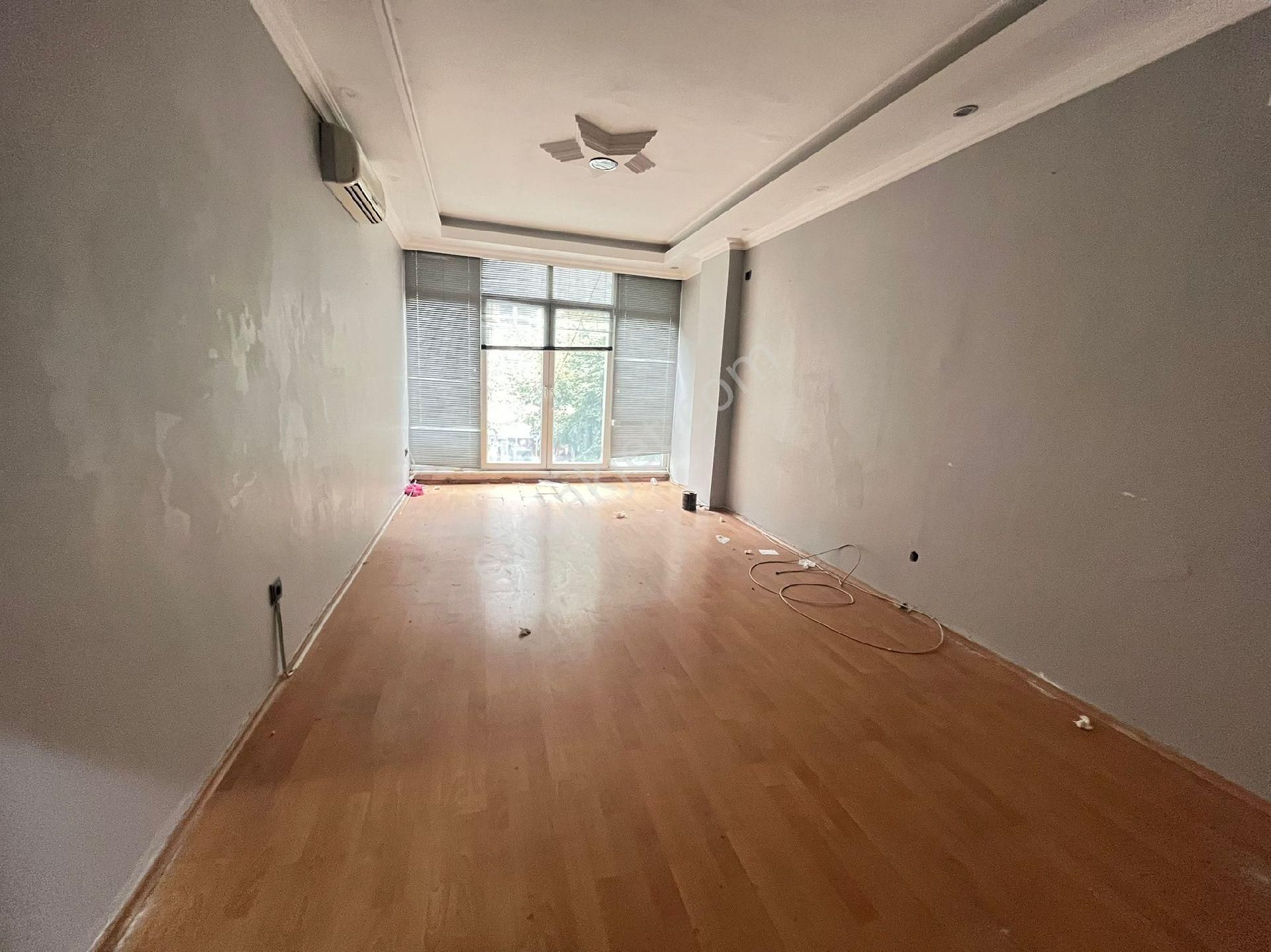 Loft Tan Sefaköy Merkezde 25m2 Kiralık Ofis Büro - Görsel 5